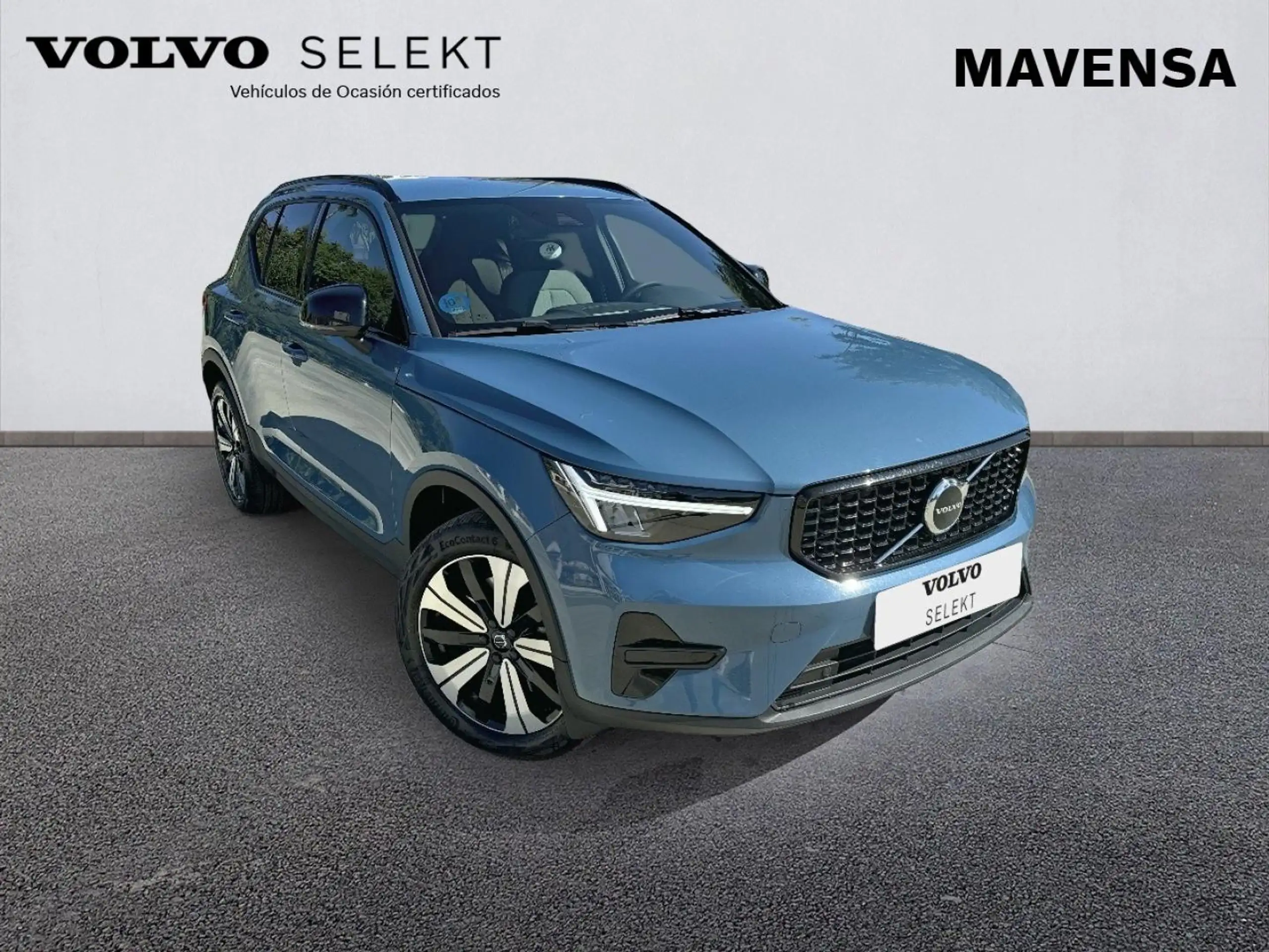 Volvo - XC40