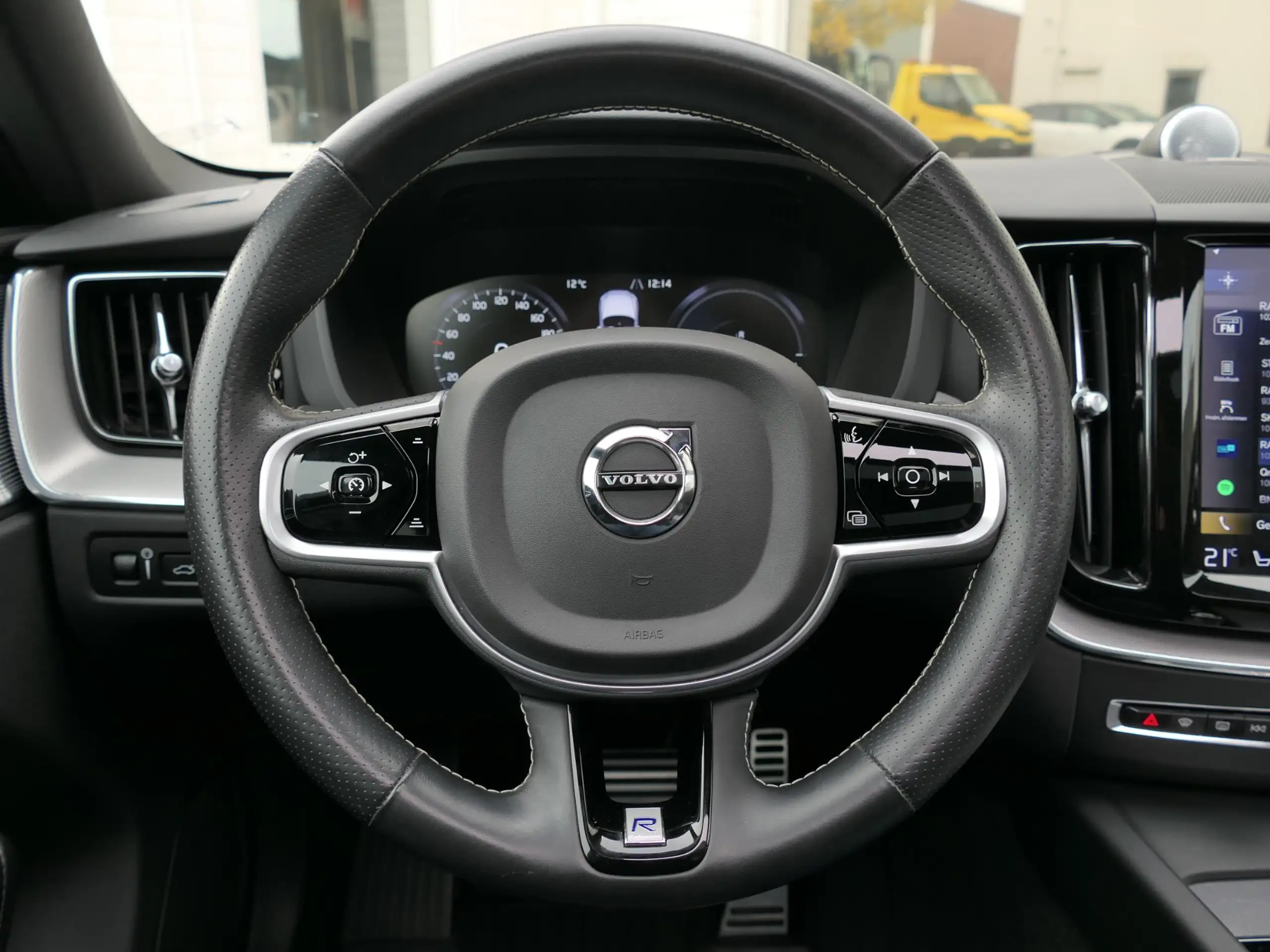 Volvo - XC60