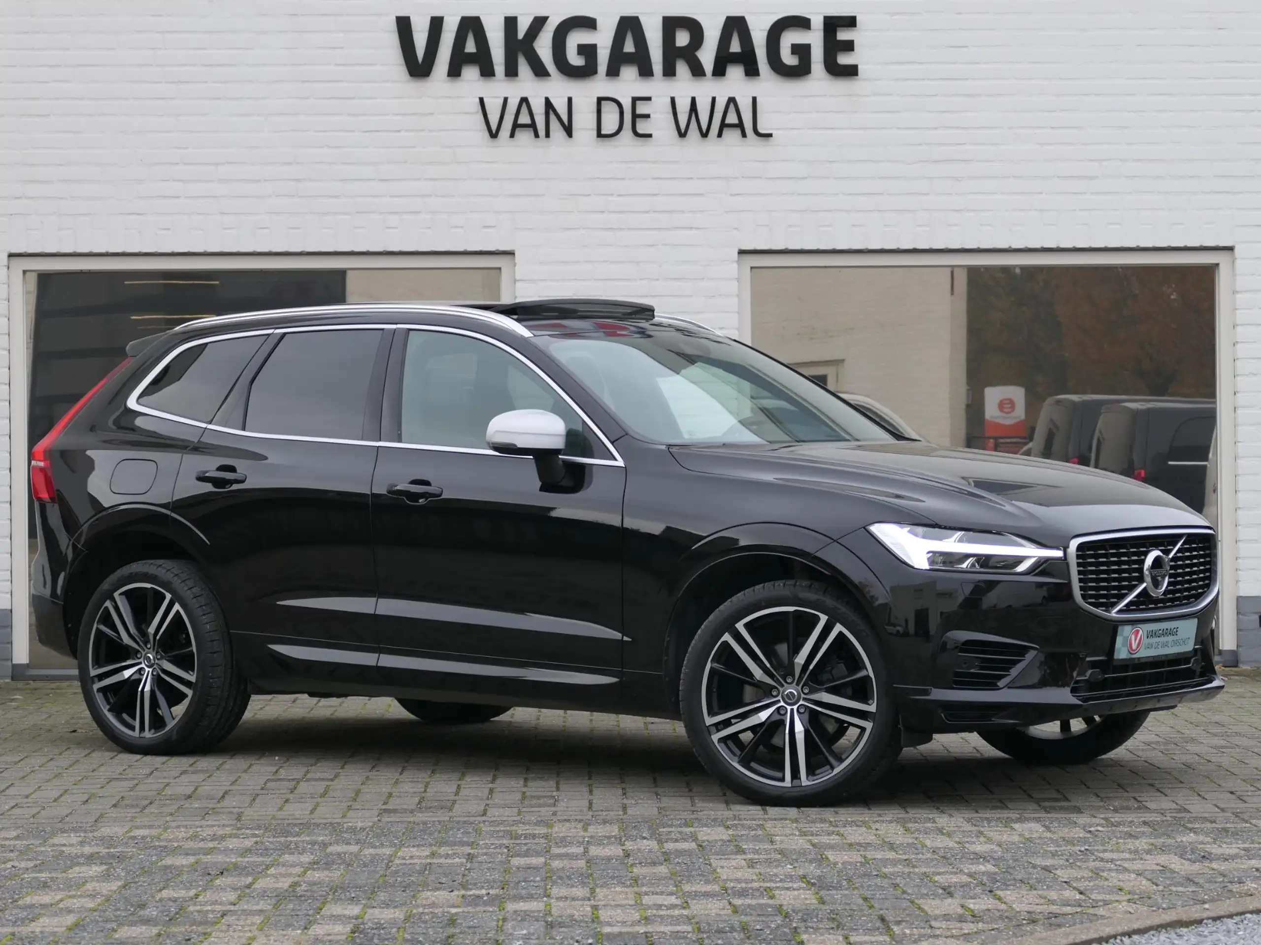 Volvo - XC60