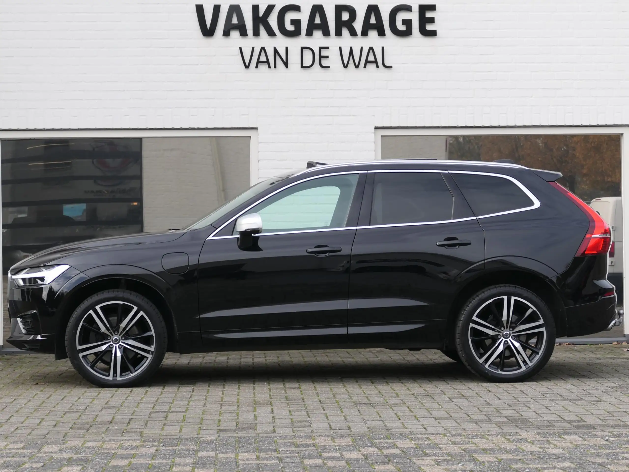 Volvo - XC60