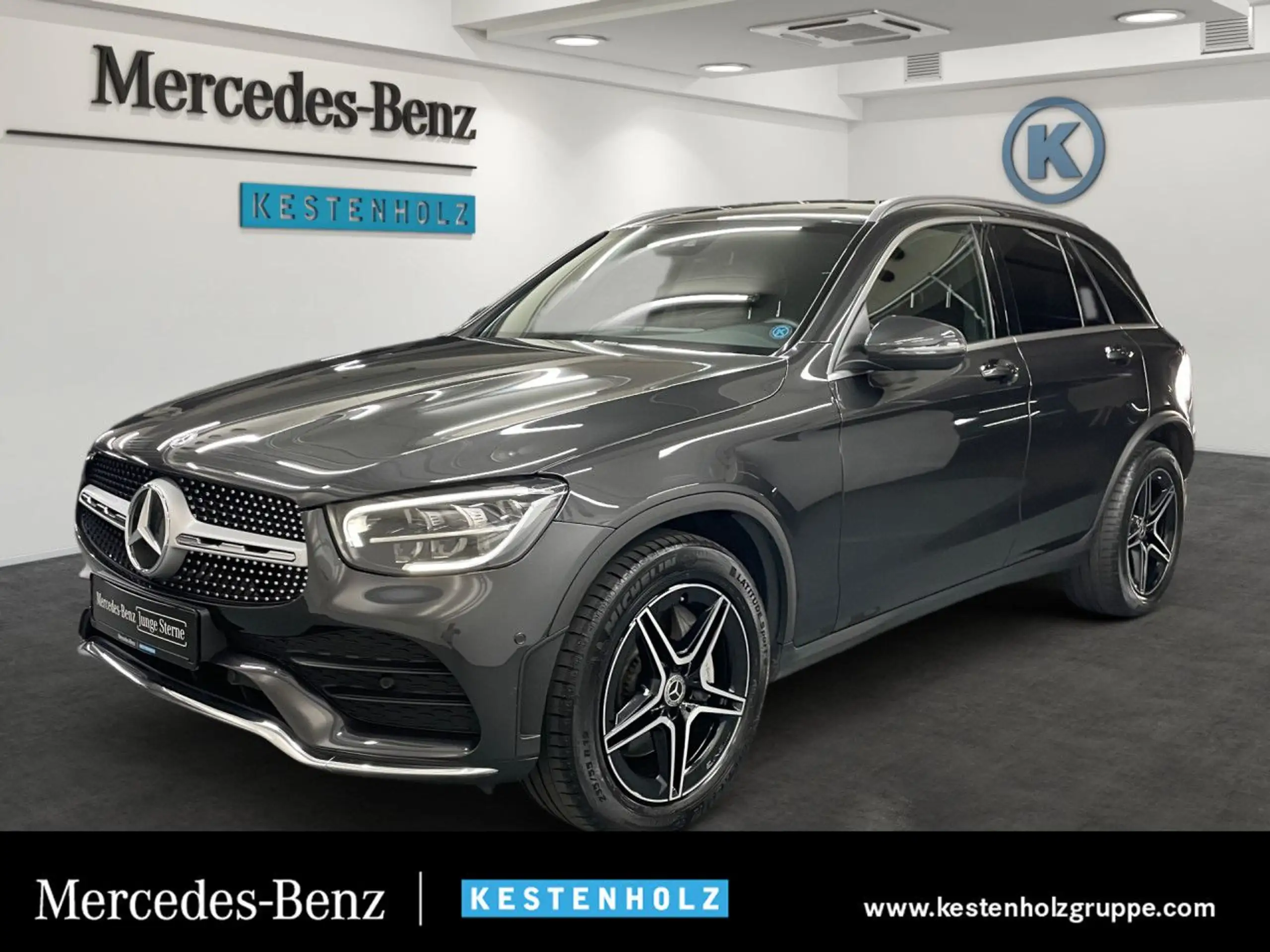 Mercedes-Benz - GLC 220