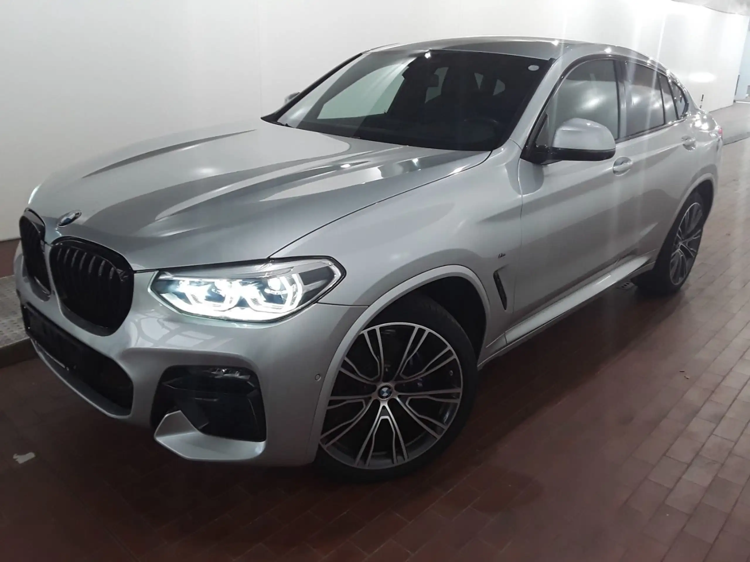 BMW - X4