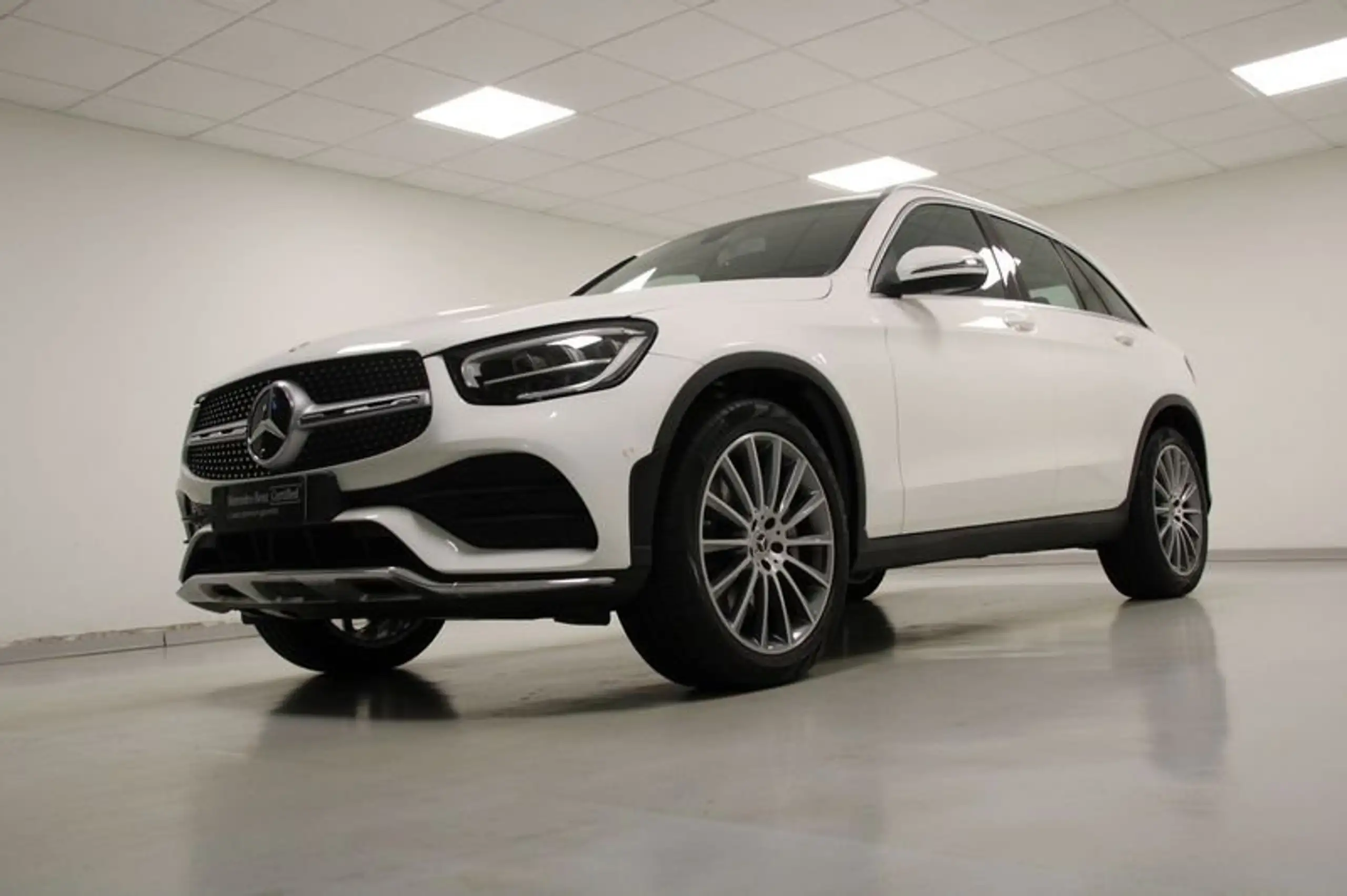 Mercedes-Benz - GLC 300