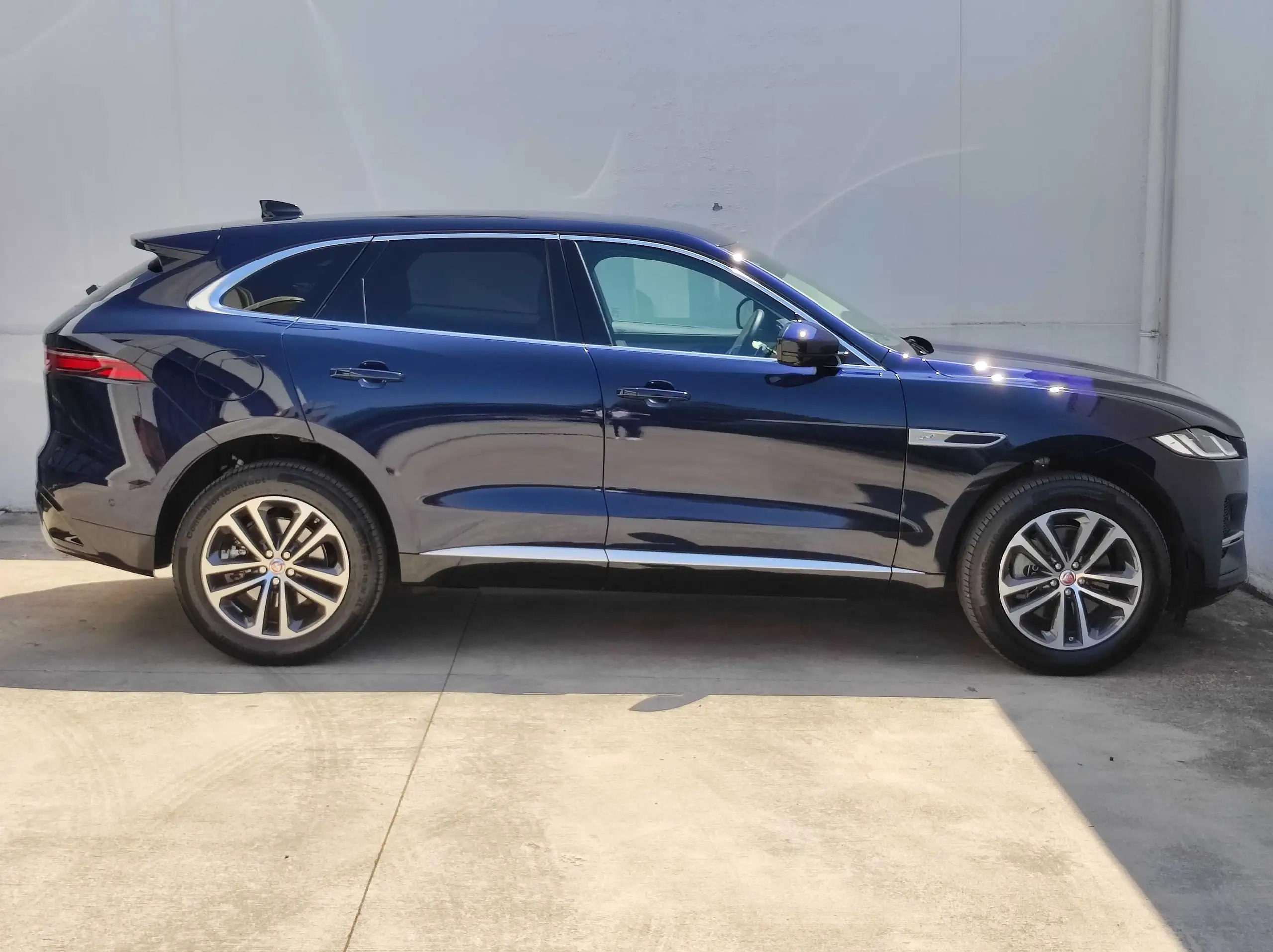 Jaguar - F-Pace