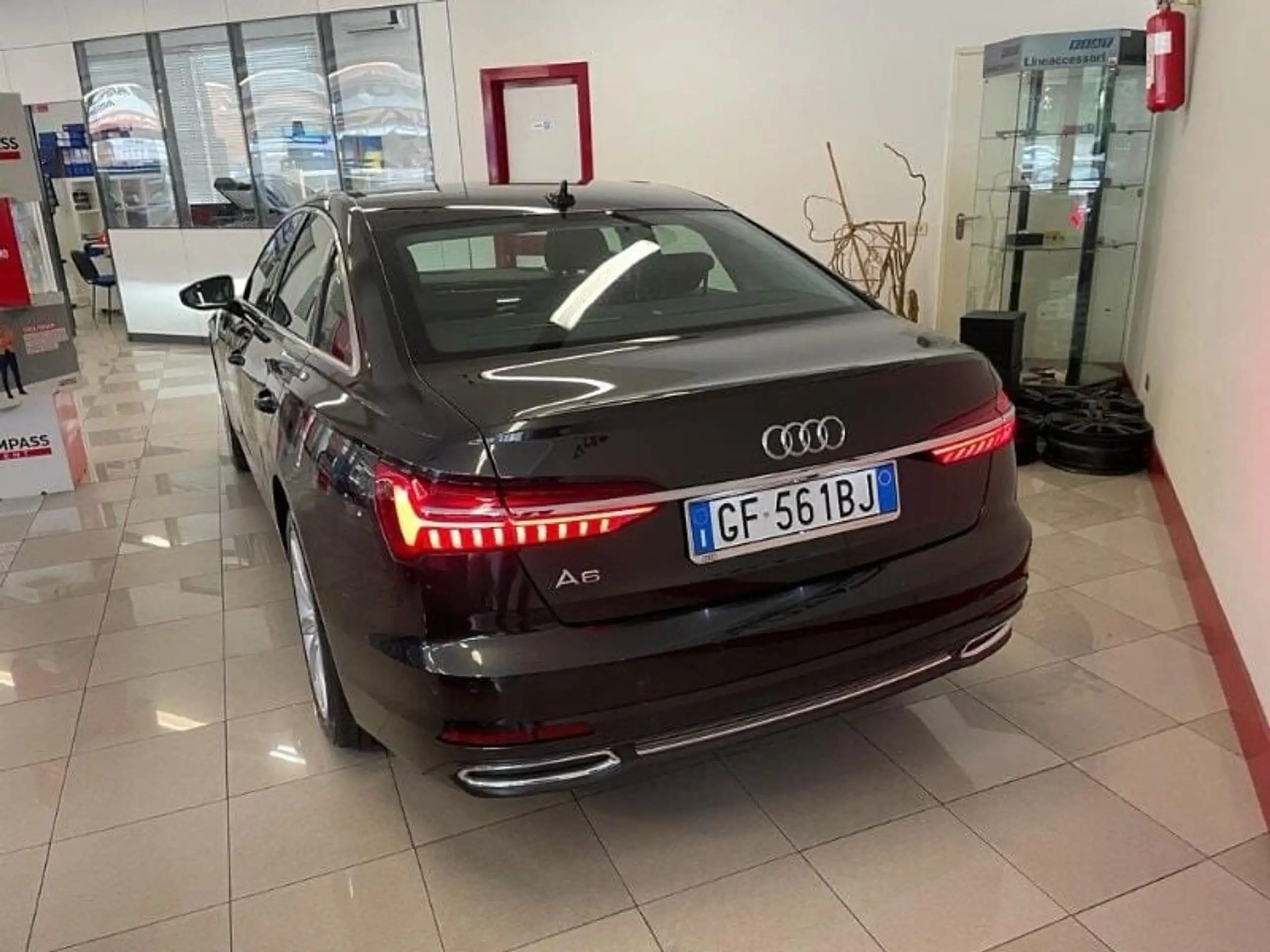 Audi - A6