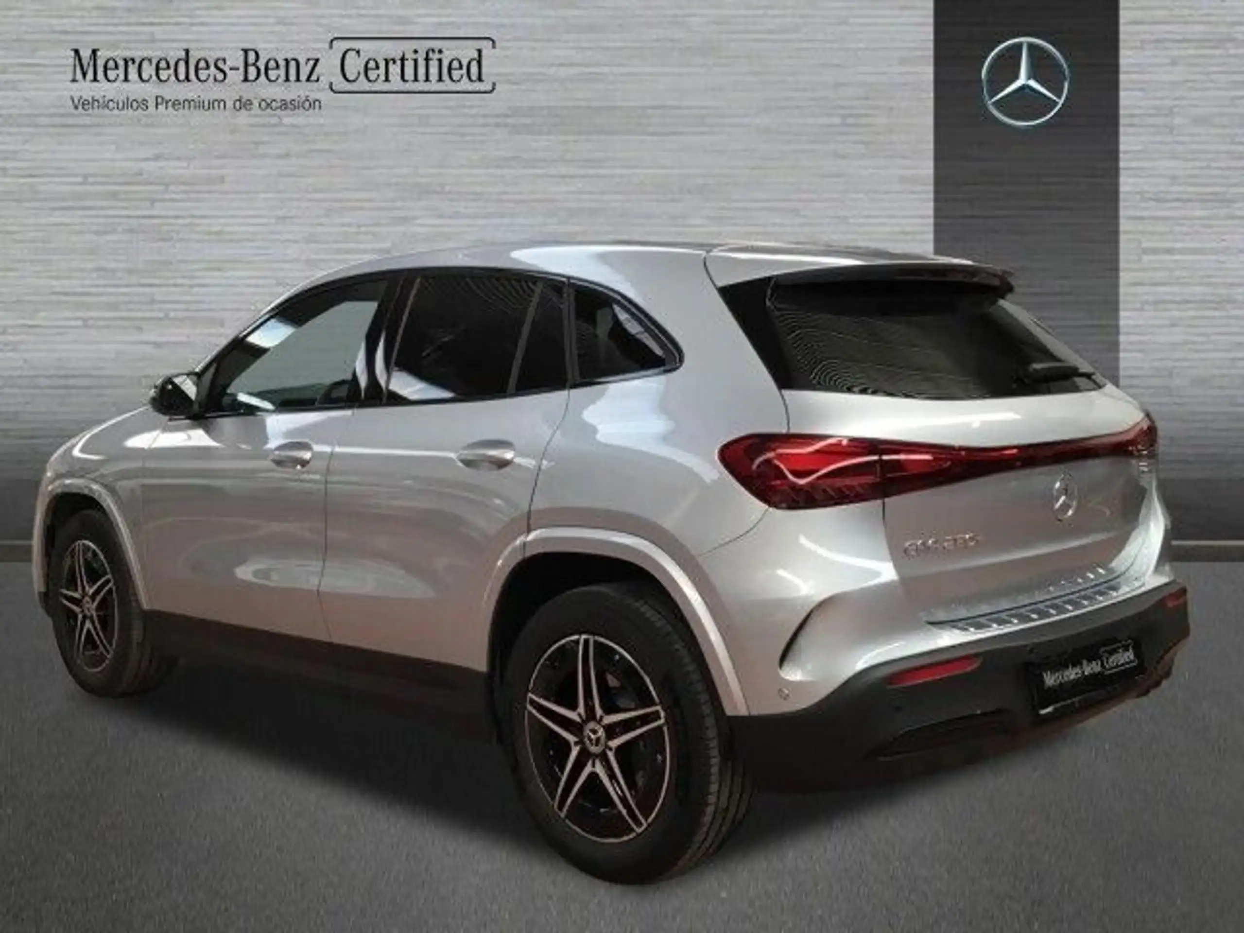 Mercedes-Benz - EQA