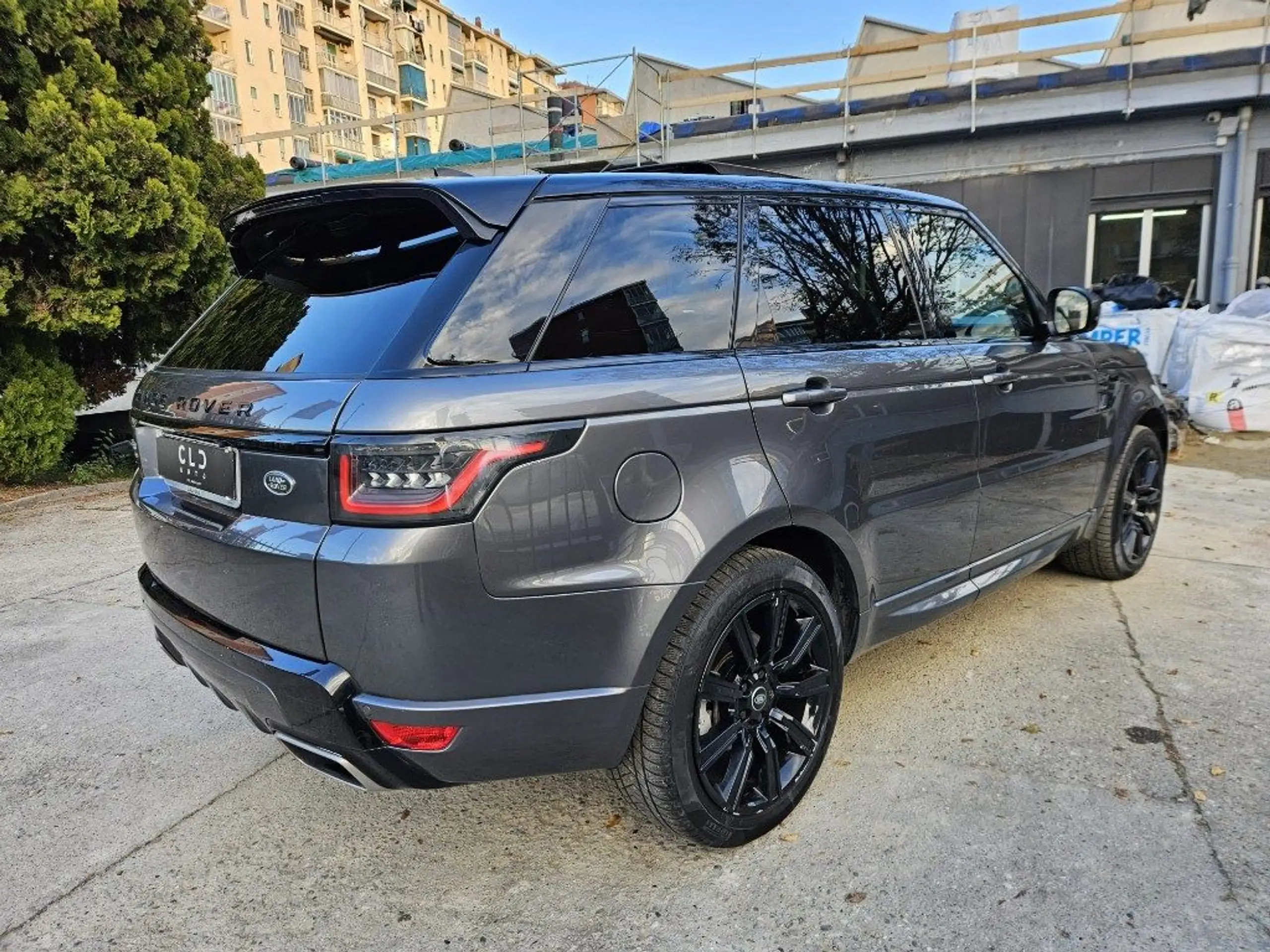 Land Rover - Range Rover Sport