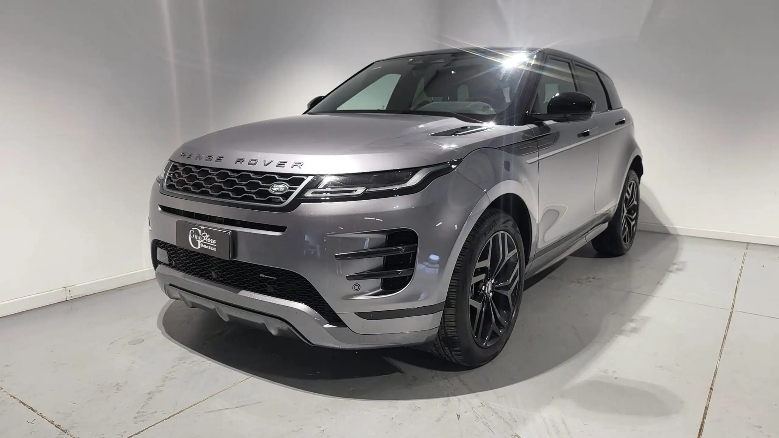 Land Rover - Range Rover Evoque