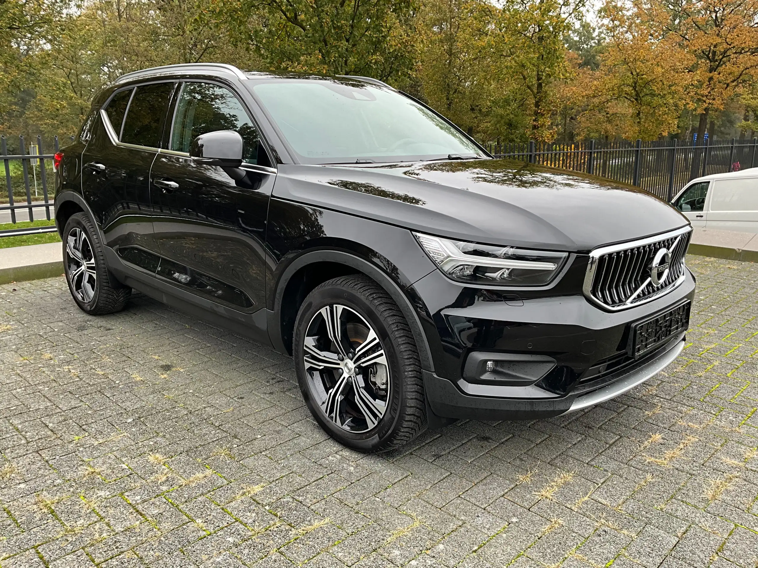 Volvo - XC40