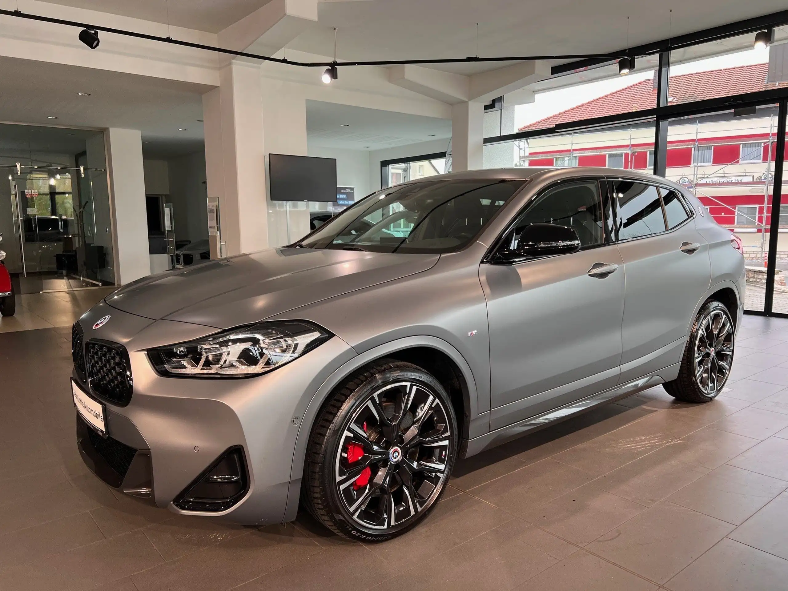 BMW - X2 M