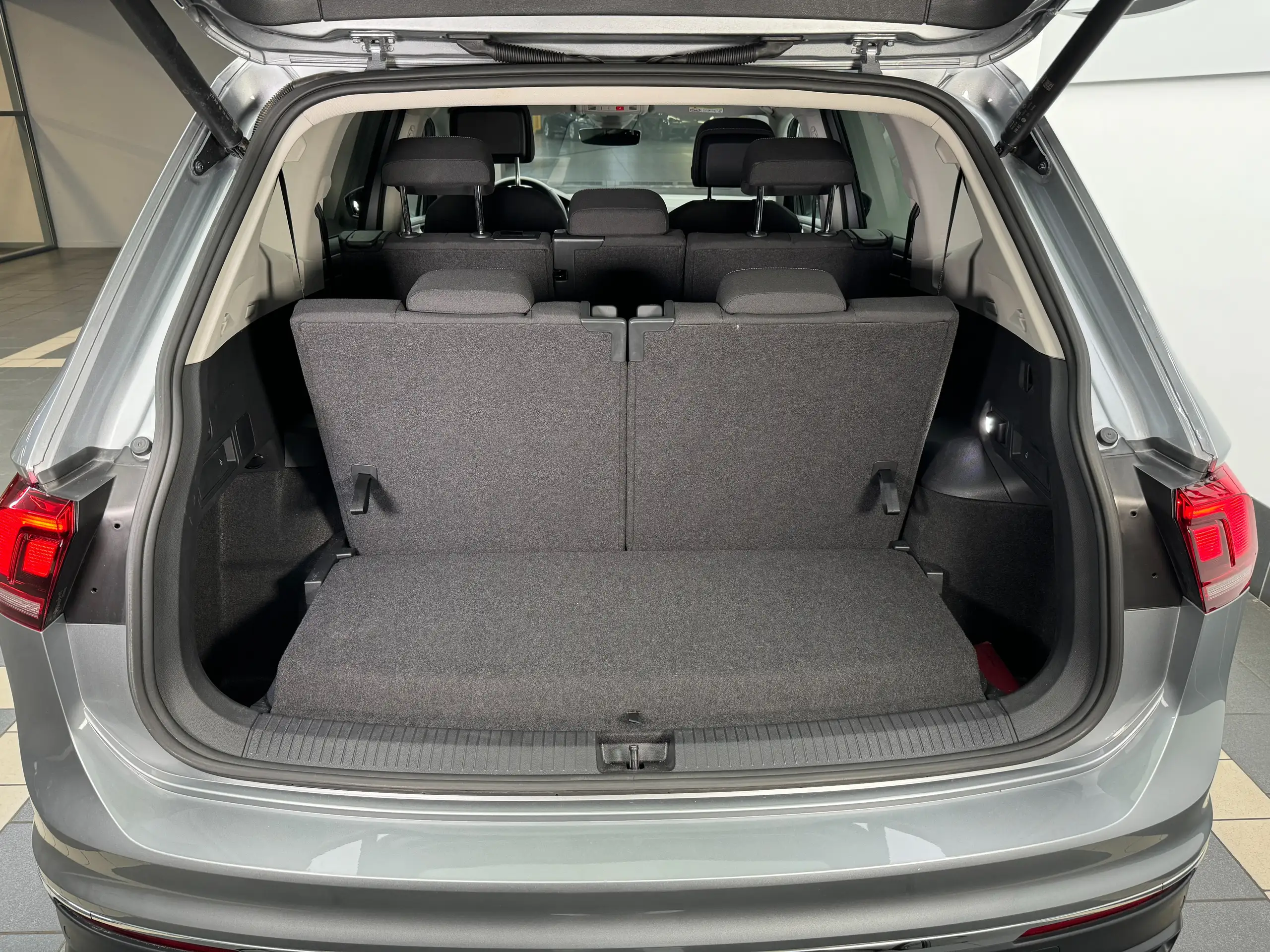 Volkswagen - Tiguan Allspace