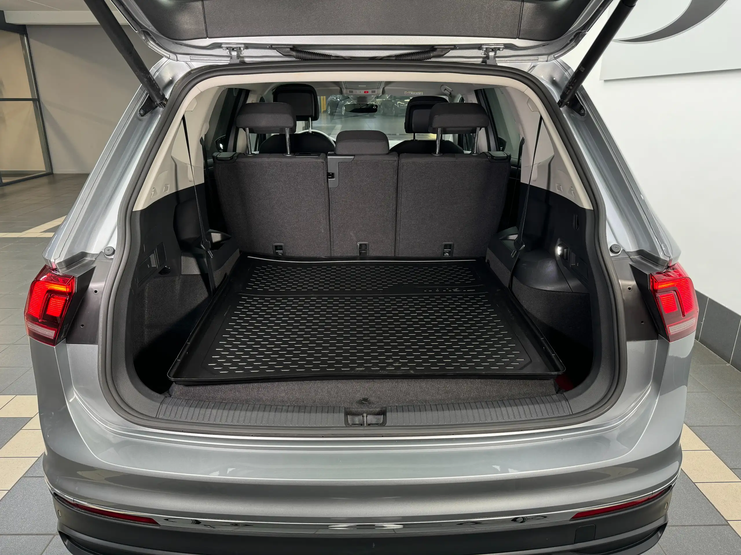 Volkswagen - Tiguan Allspace