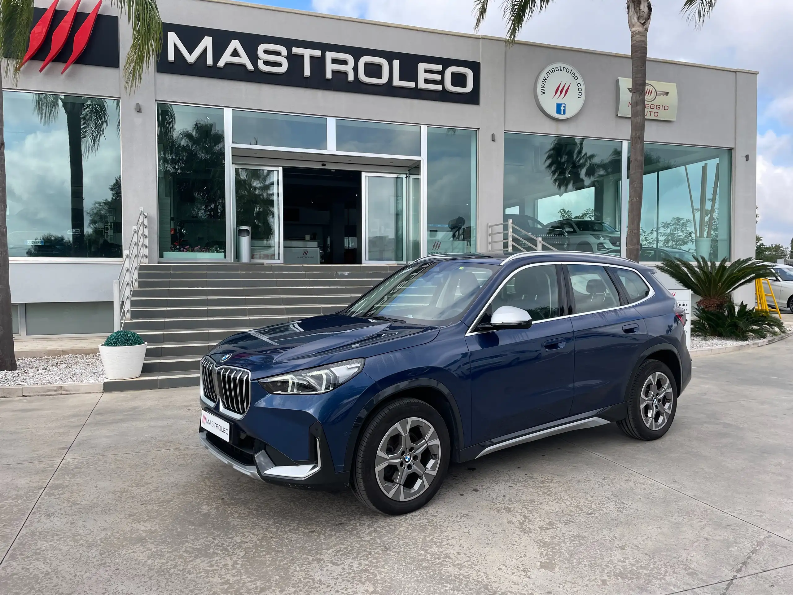 BMW - X1