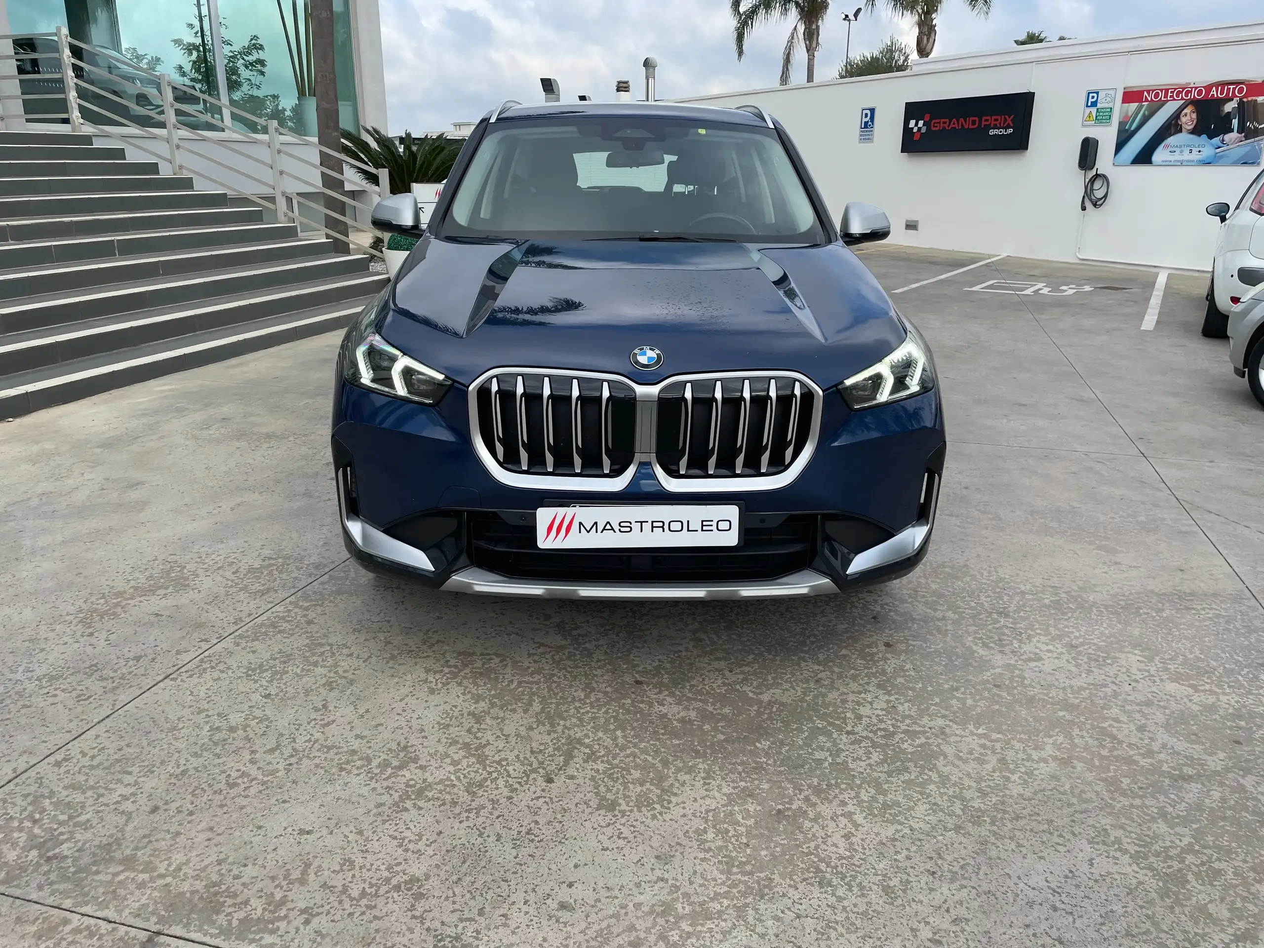 BMW - X1