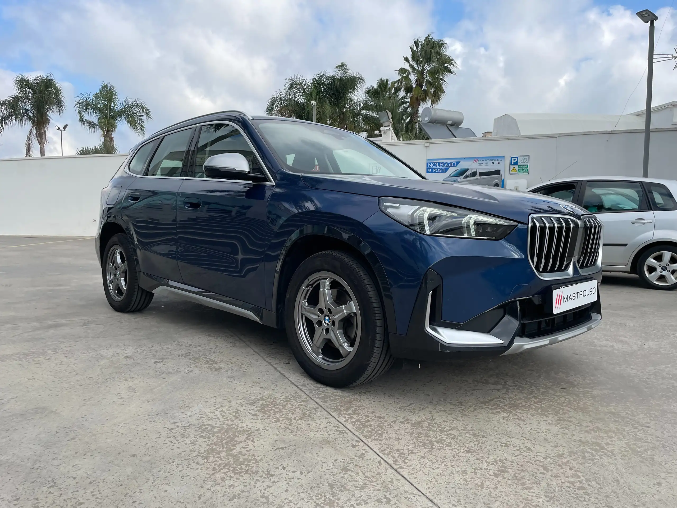 BMW - X1