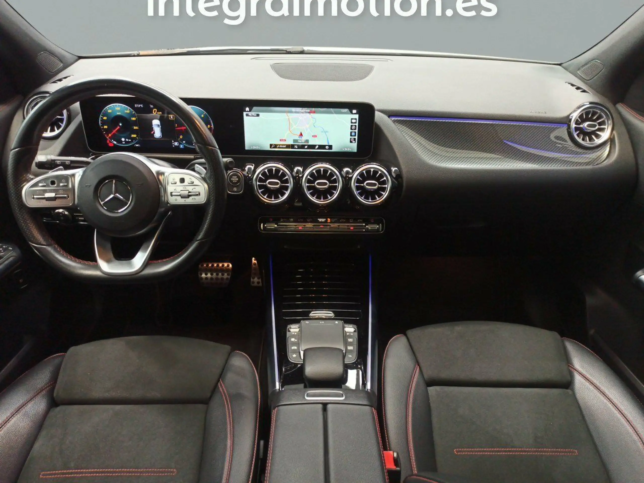 Mercedes-Benz - GLA 200