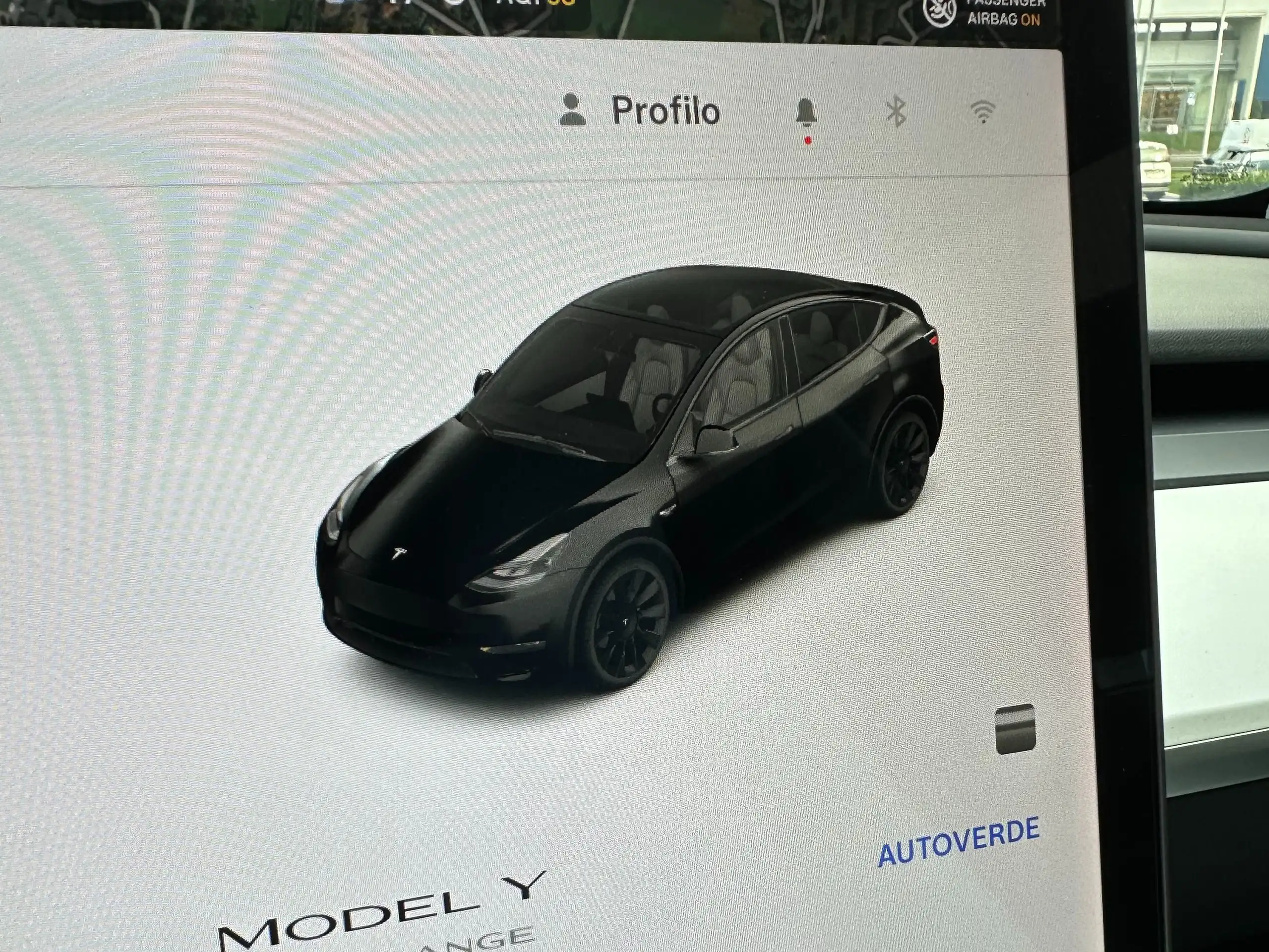 Tesla - Model Y