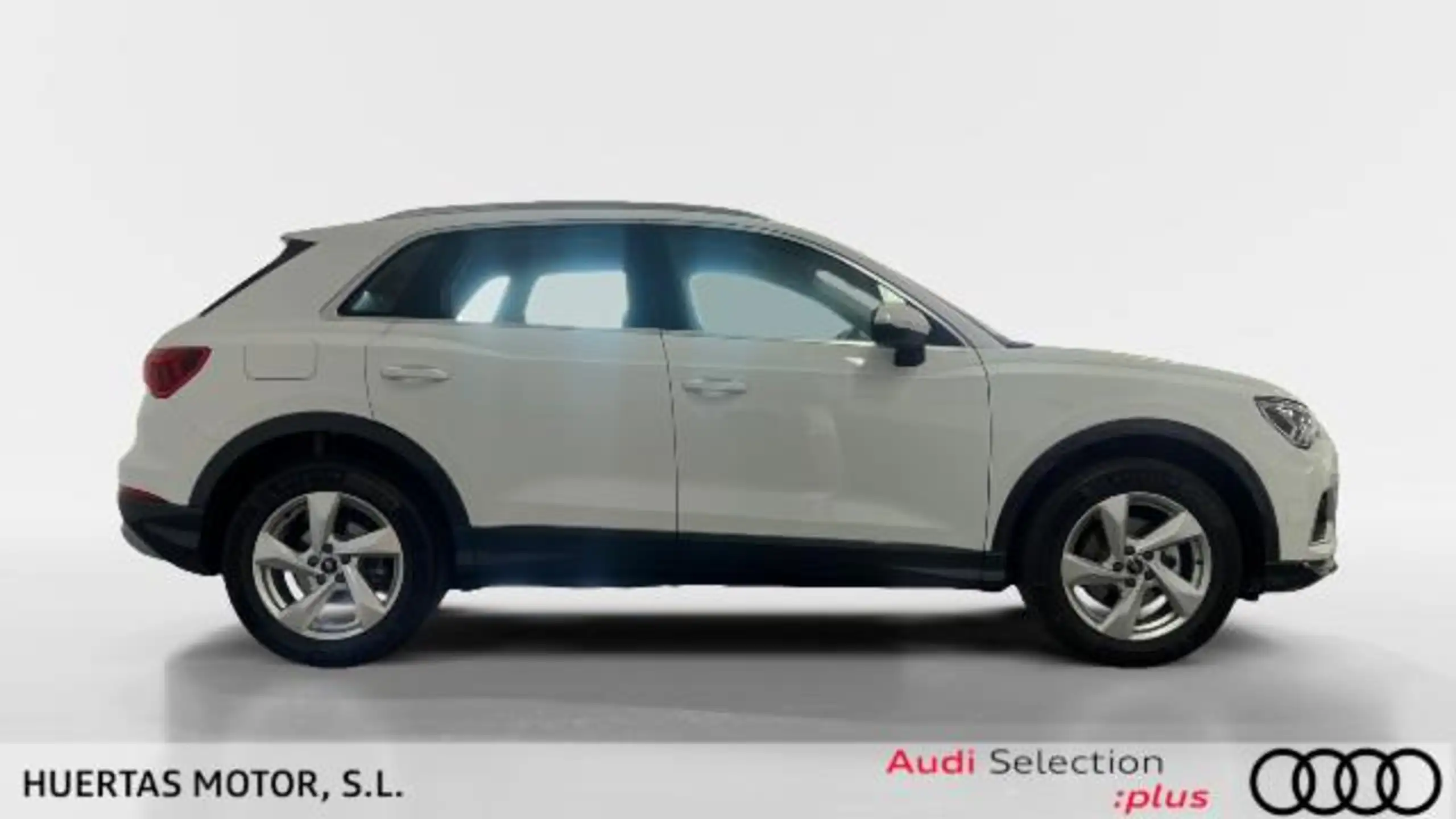 Audi - Q3