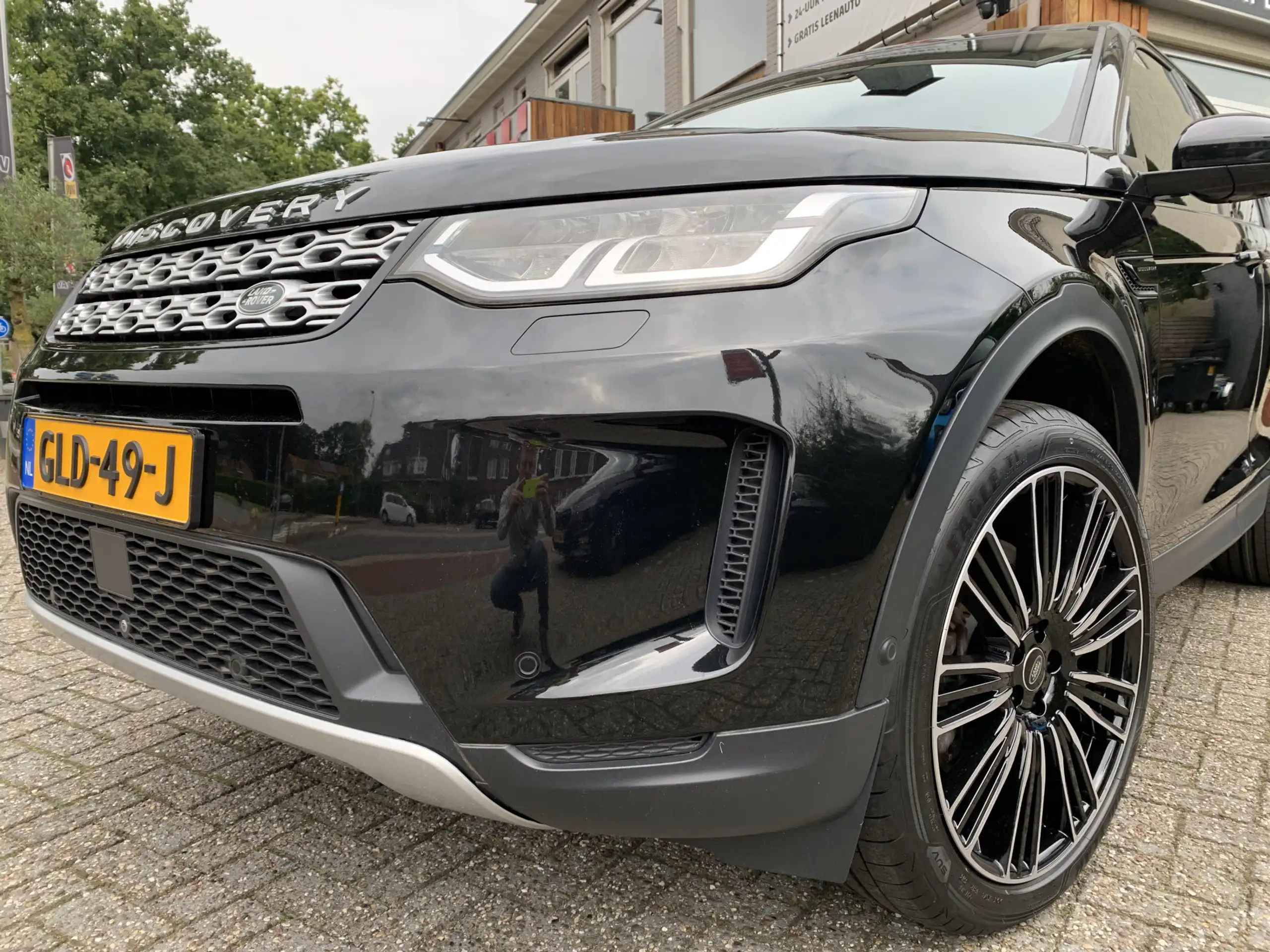 Land Rover - Discovery Sport