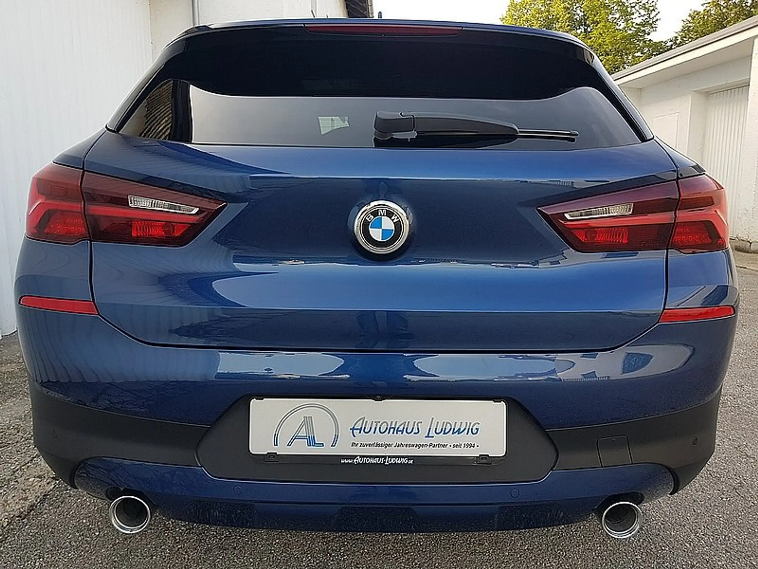 BMW - X2