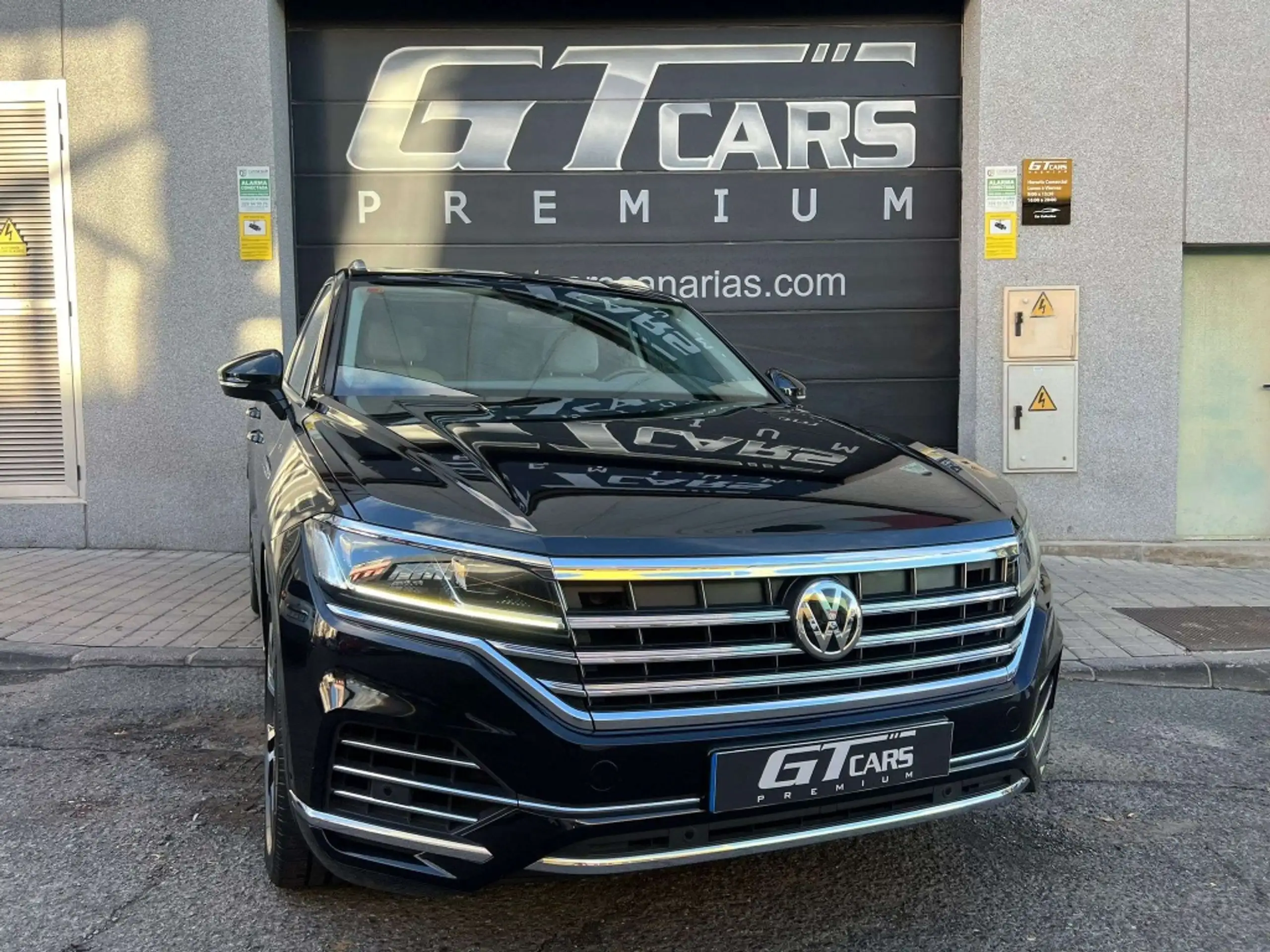 Volkswagen - Touareg