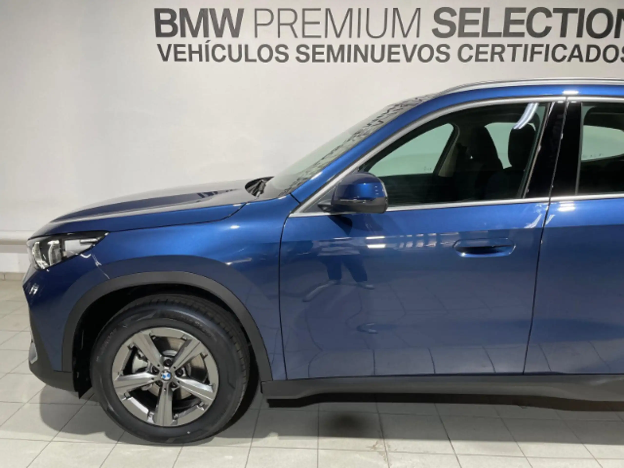 BMW - X1