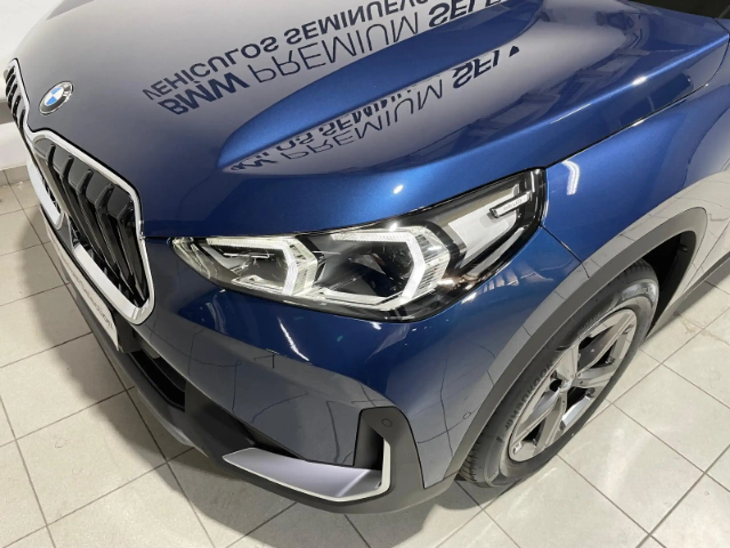 BMW - X1