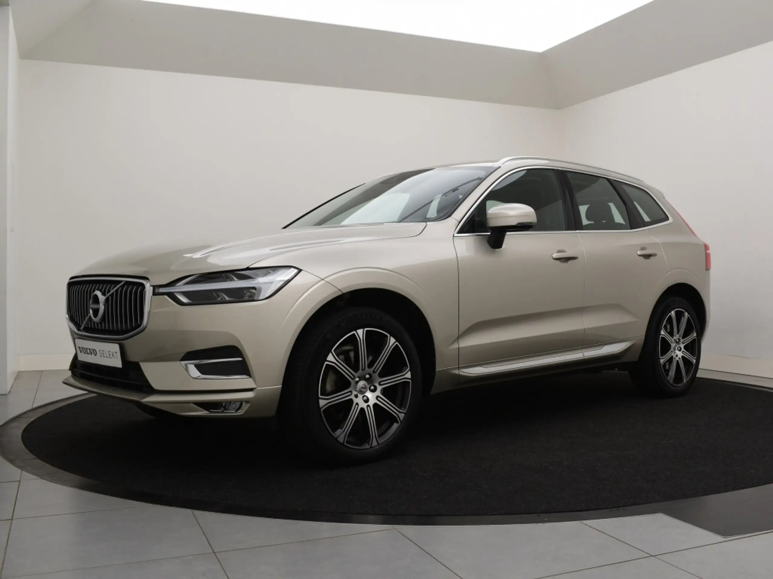 Volvo - XC60