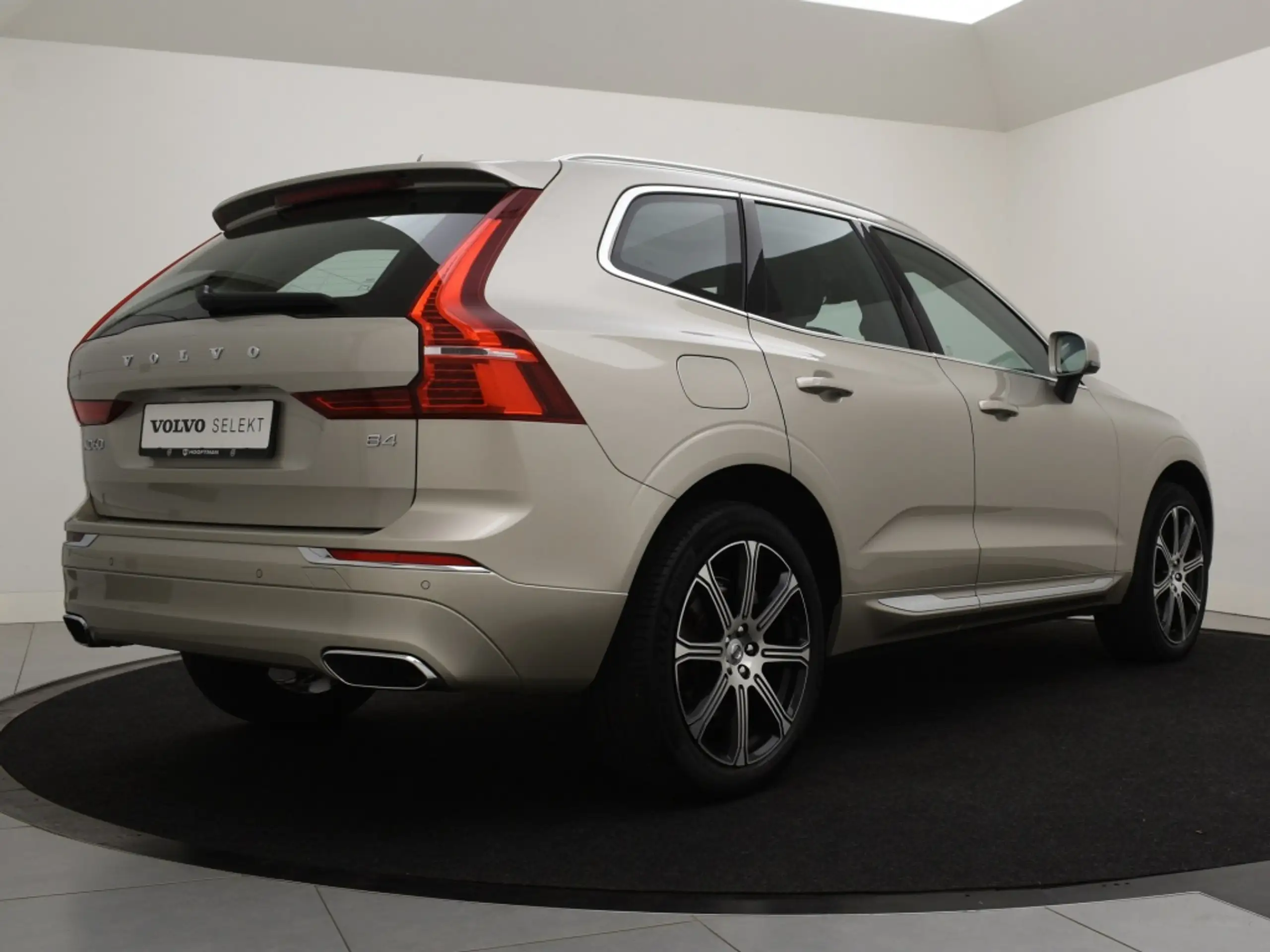 Volvo - XC60