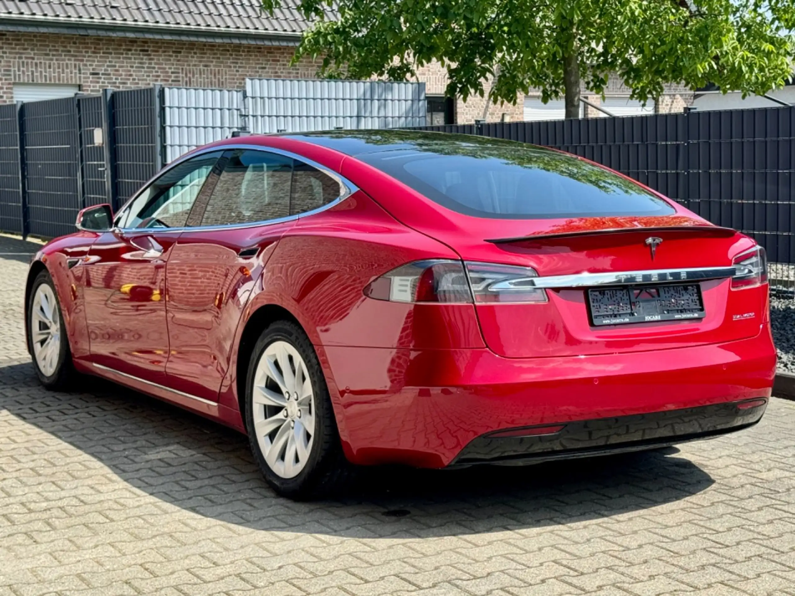 Tesla - Model S