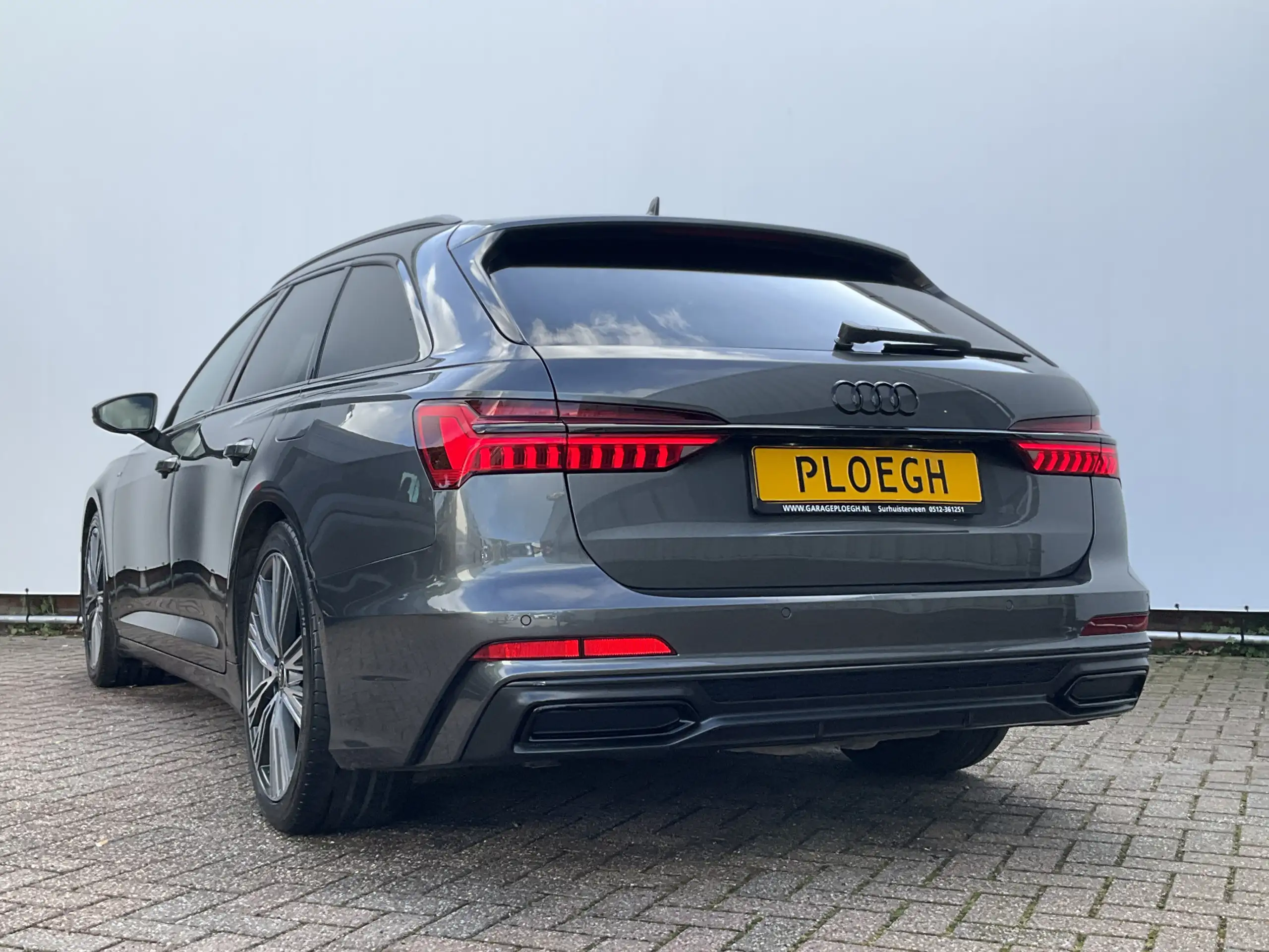 Audi - A6