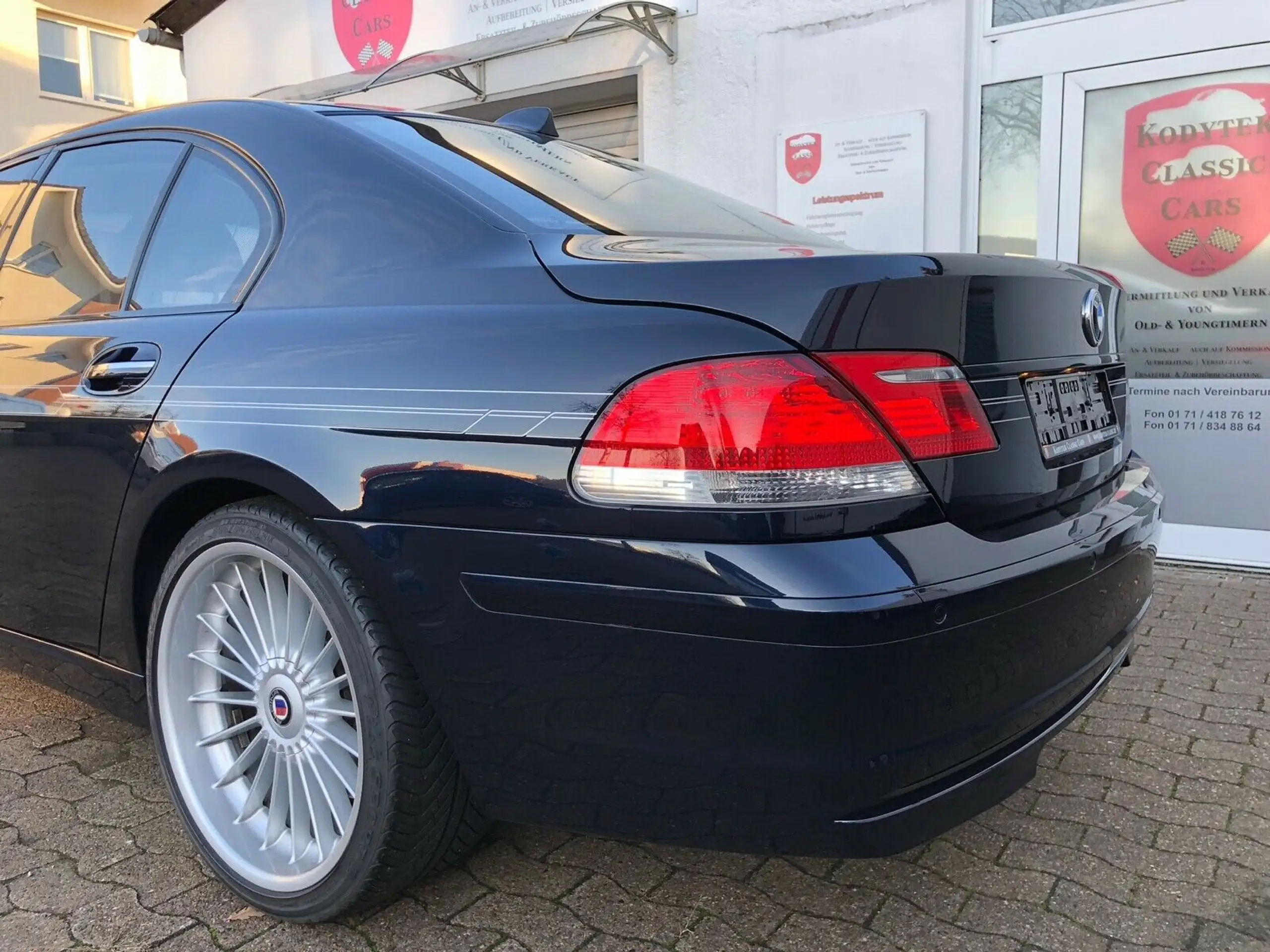 BMW - 750