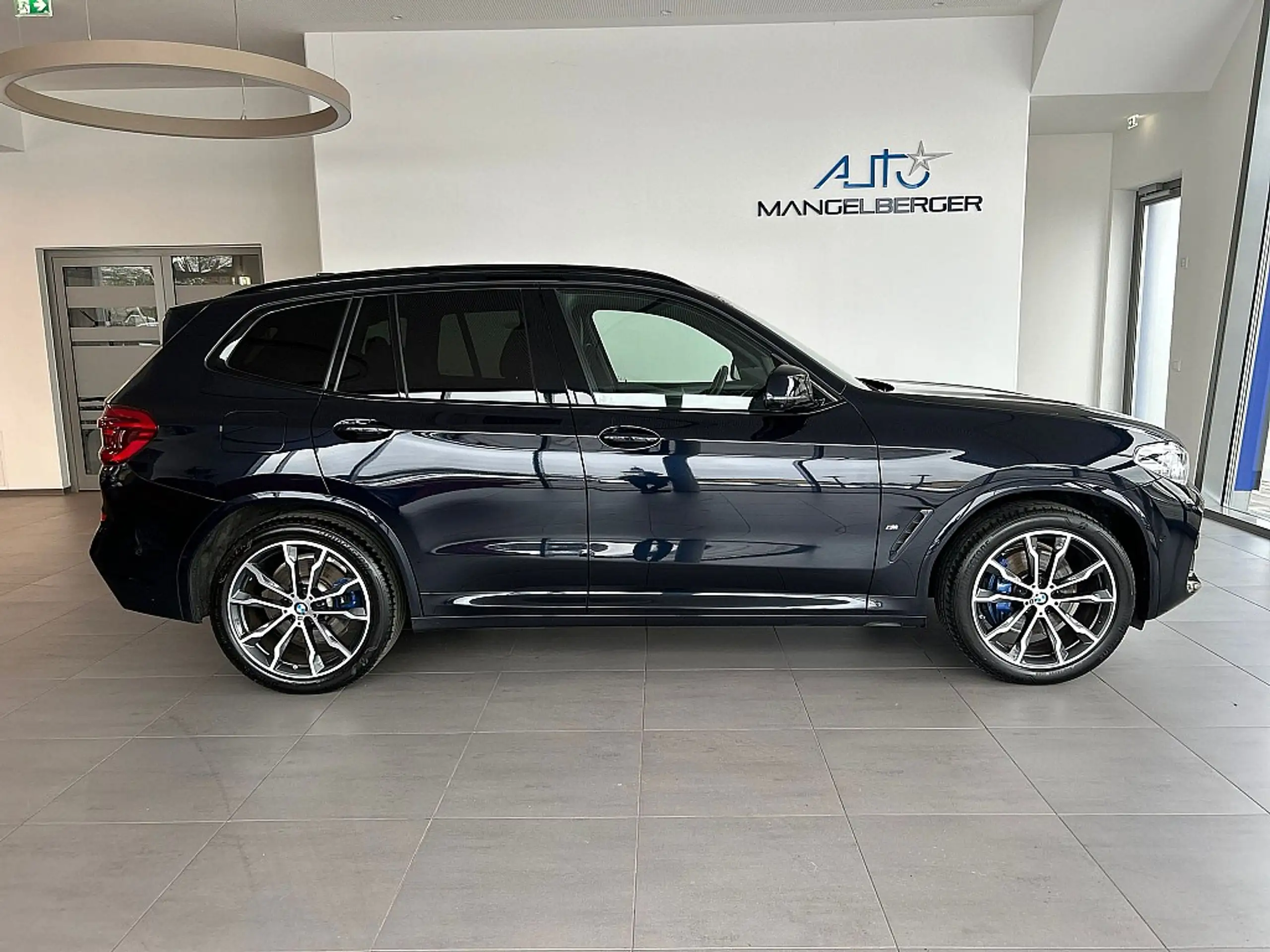 BMW - X3