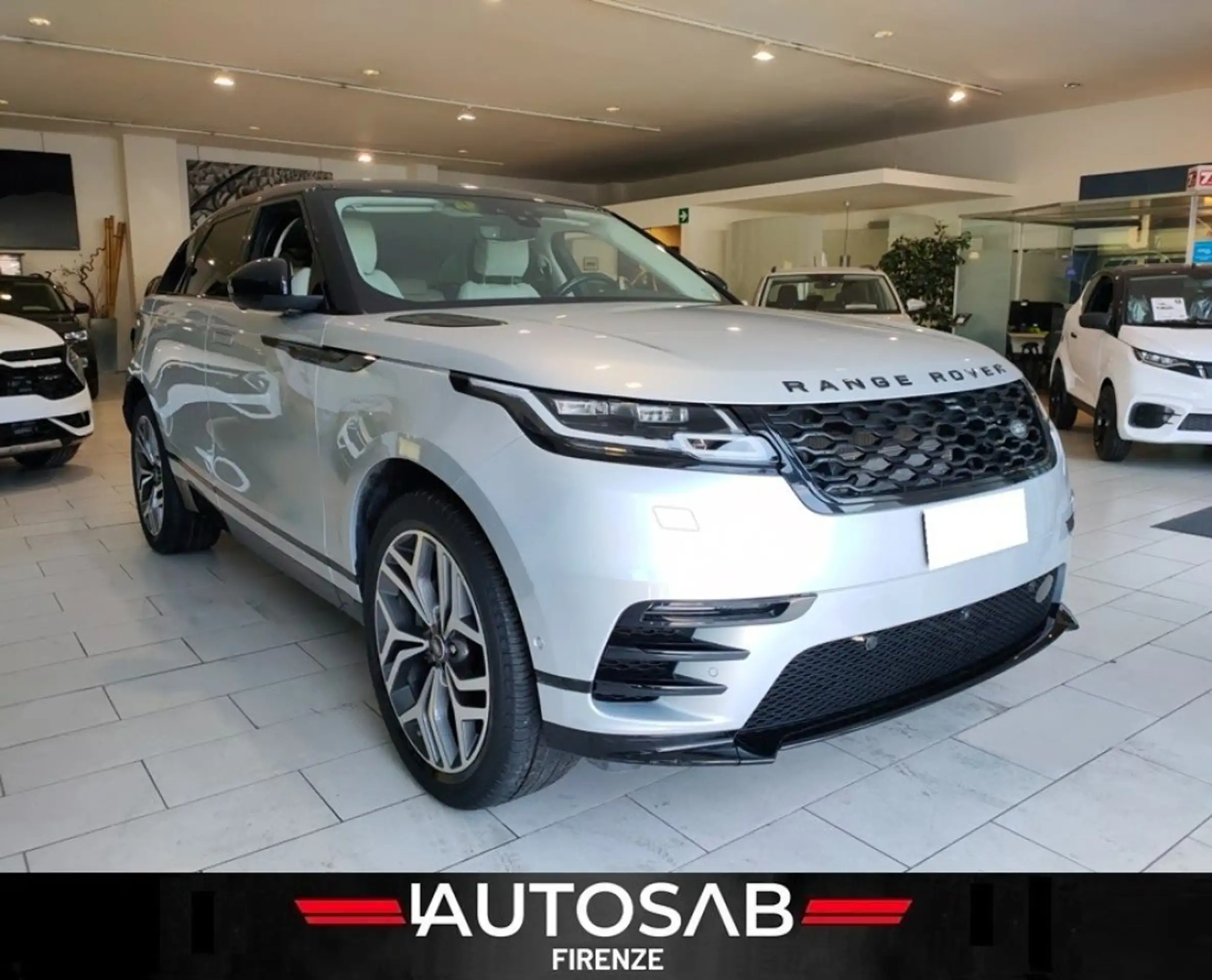 Land Rover - Range Rover Velar