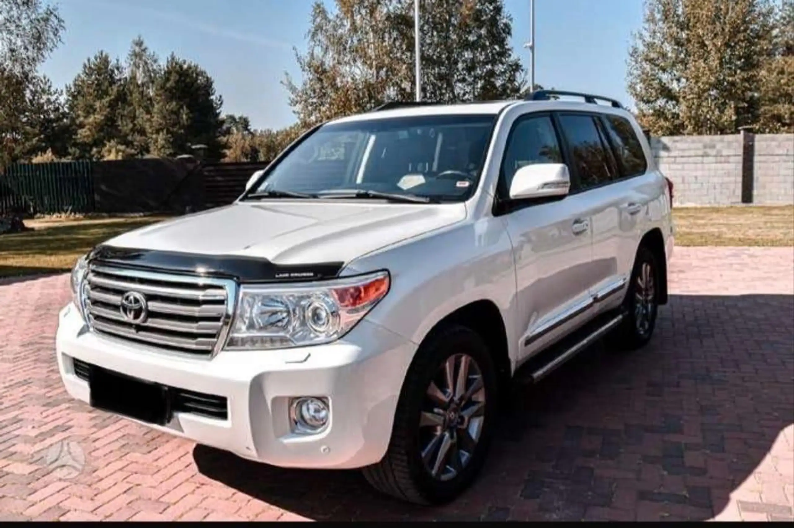 Toyota - Land Cruiser