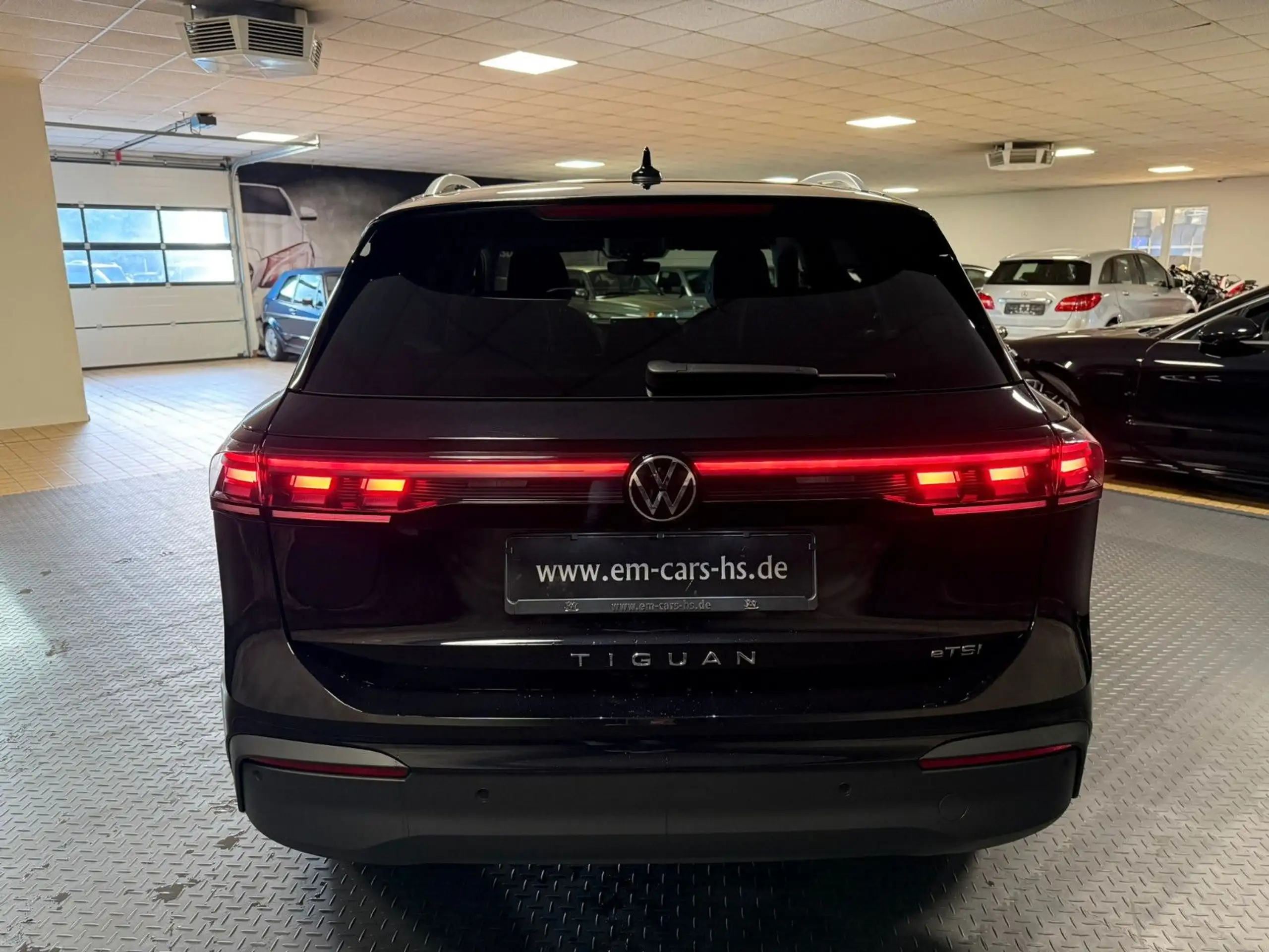 Volkswagen - Tiguan