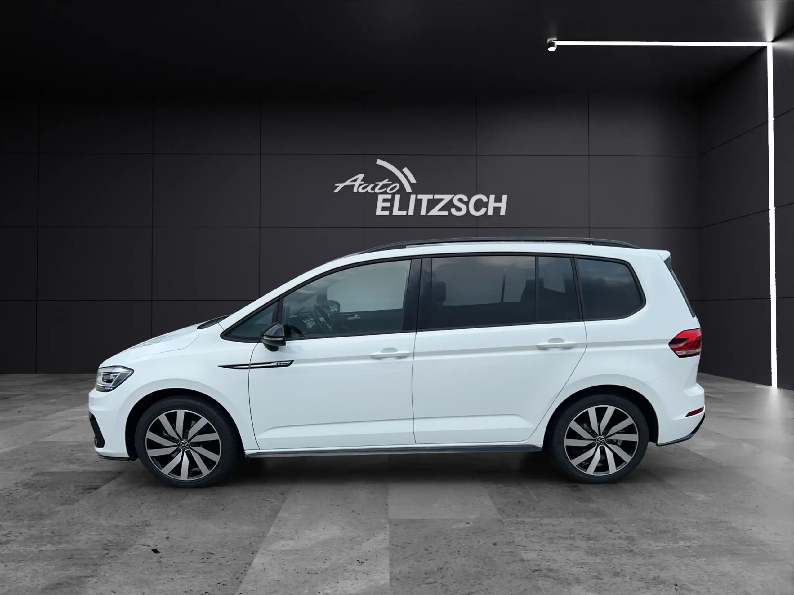 Volkswagen - Touran