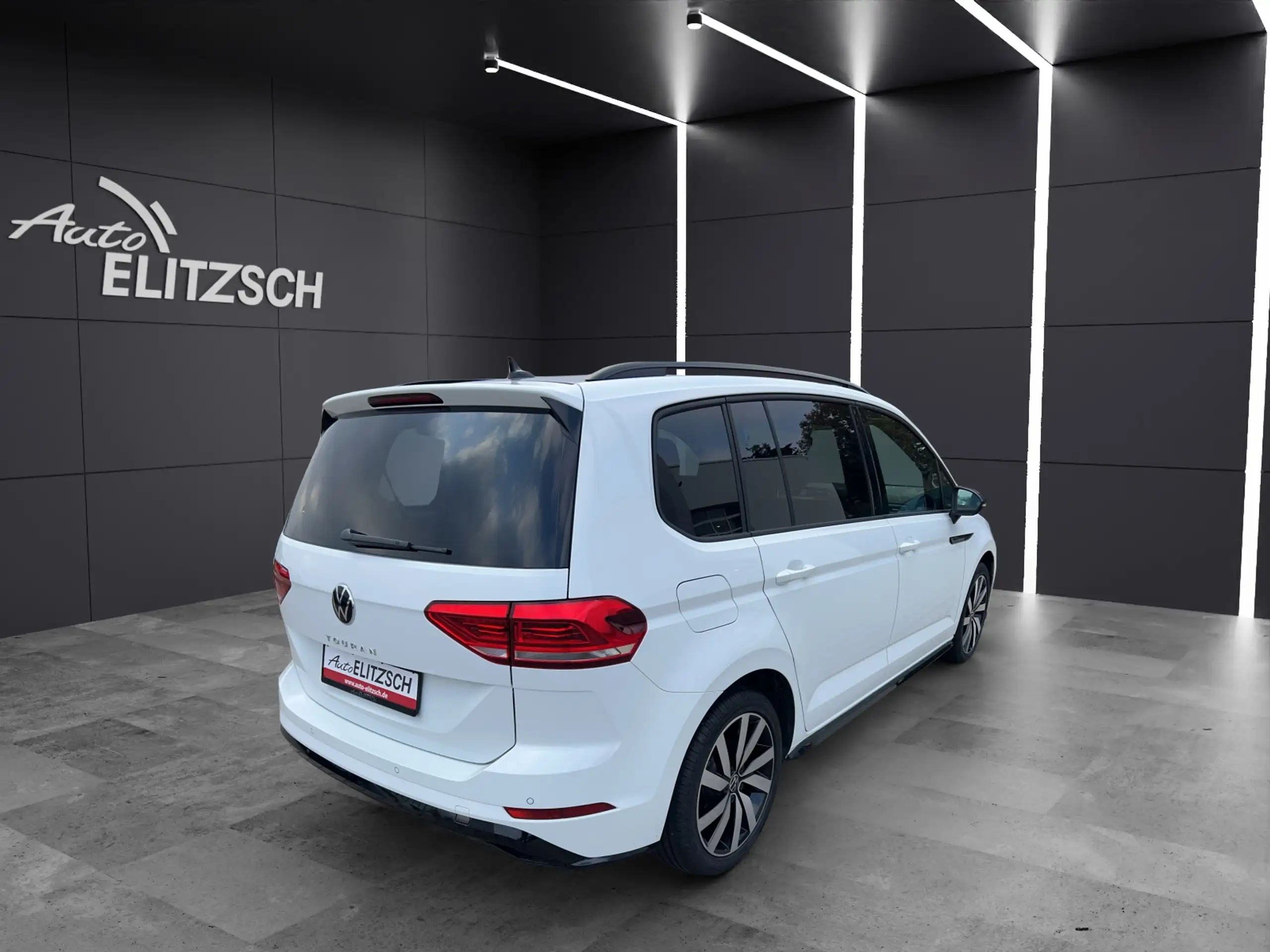 Volkswagen - Touran