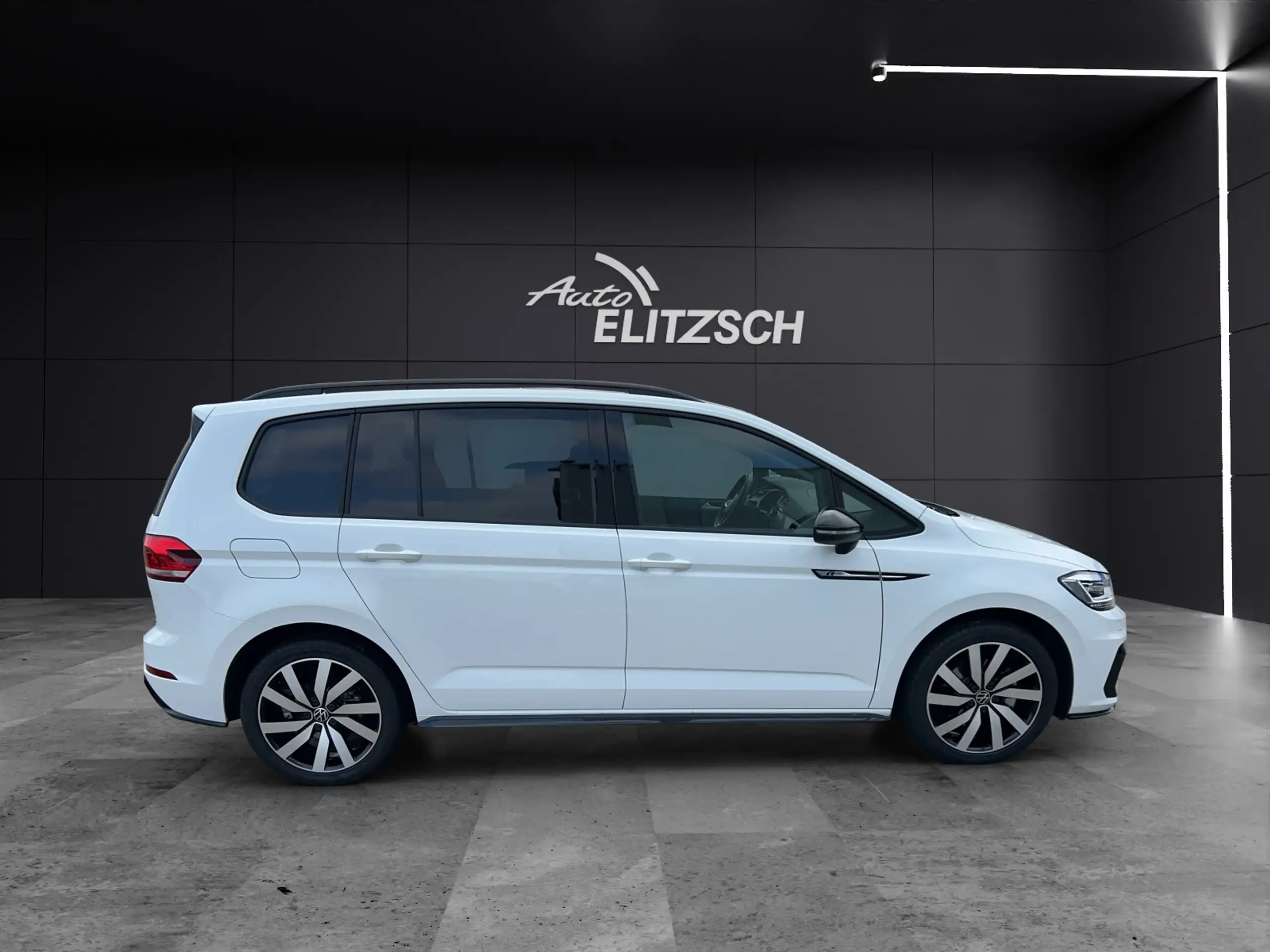 Volkswagen - Touran