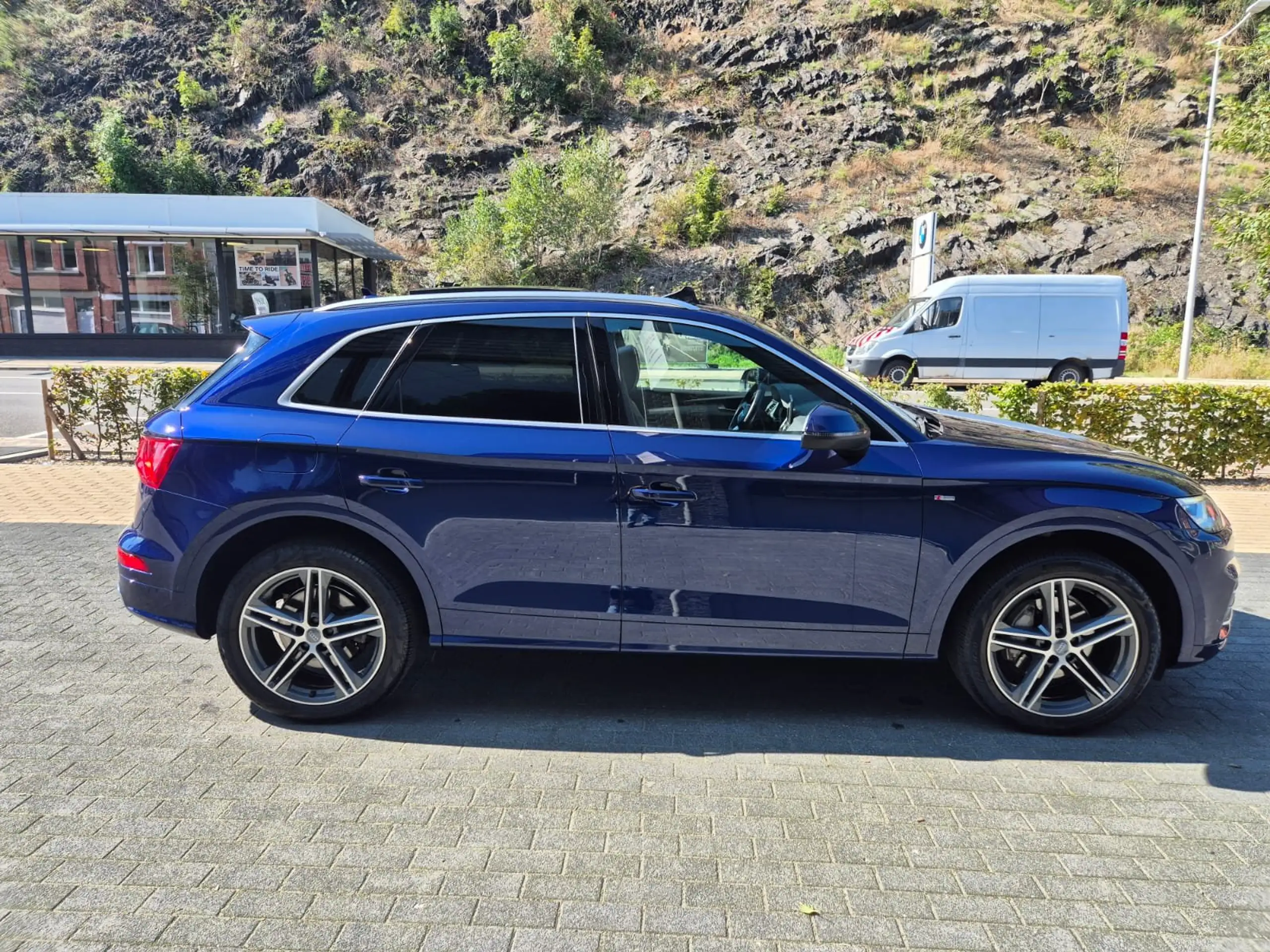 Audi - Q5