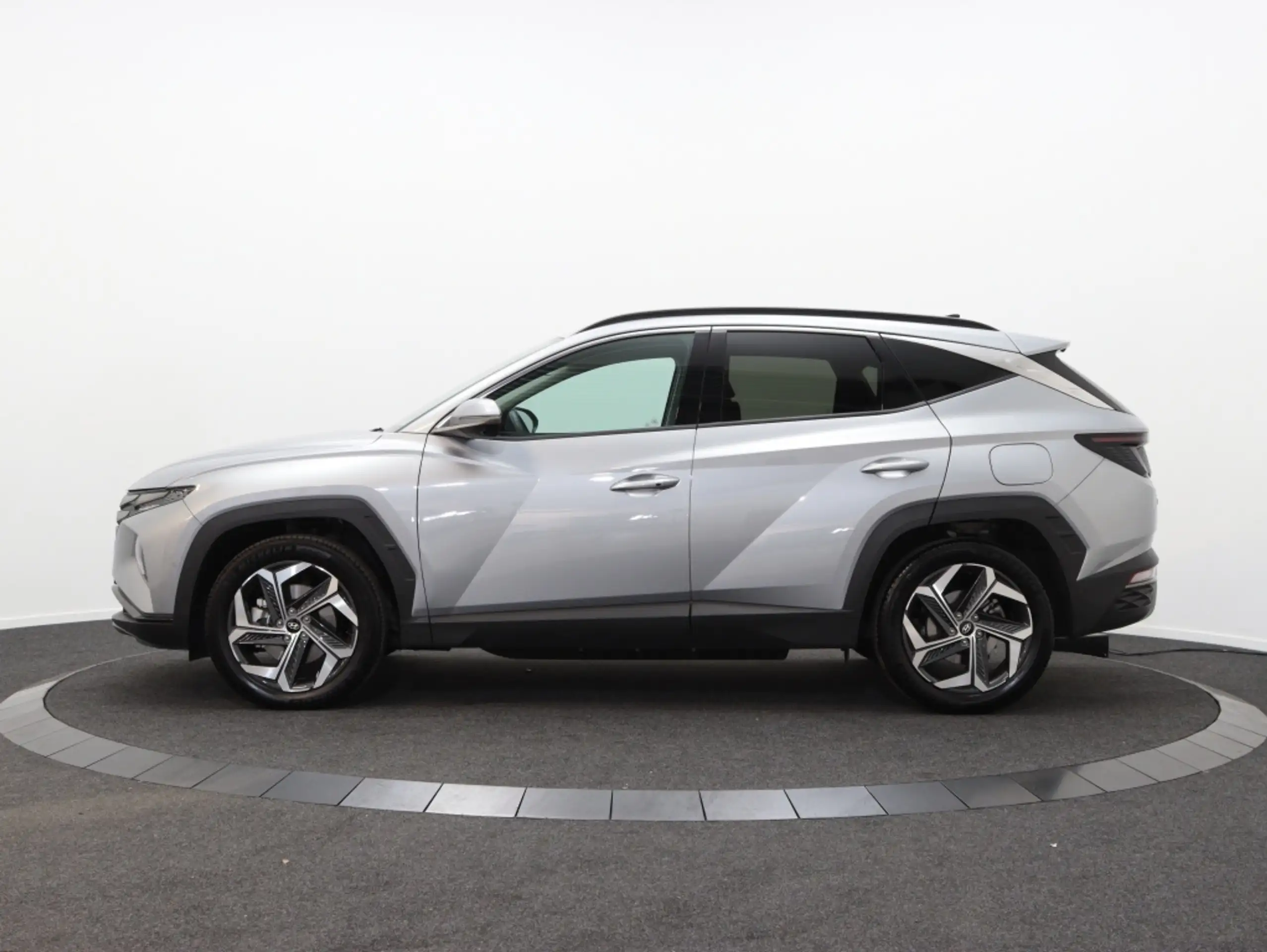 Hyundai - TUCSON