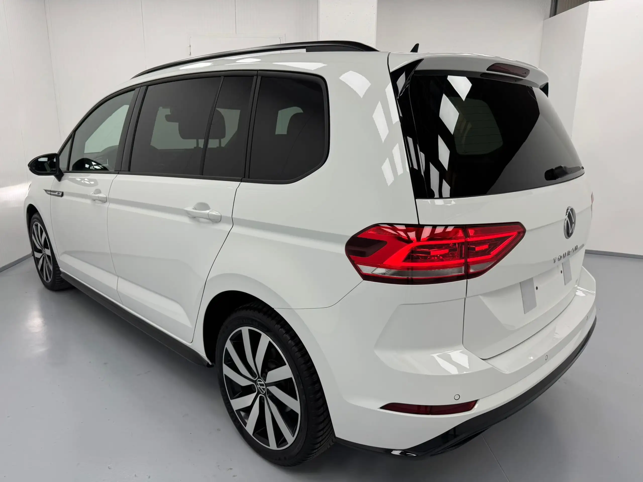 Volkswagen - Touran