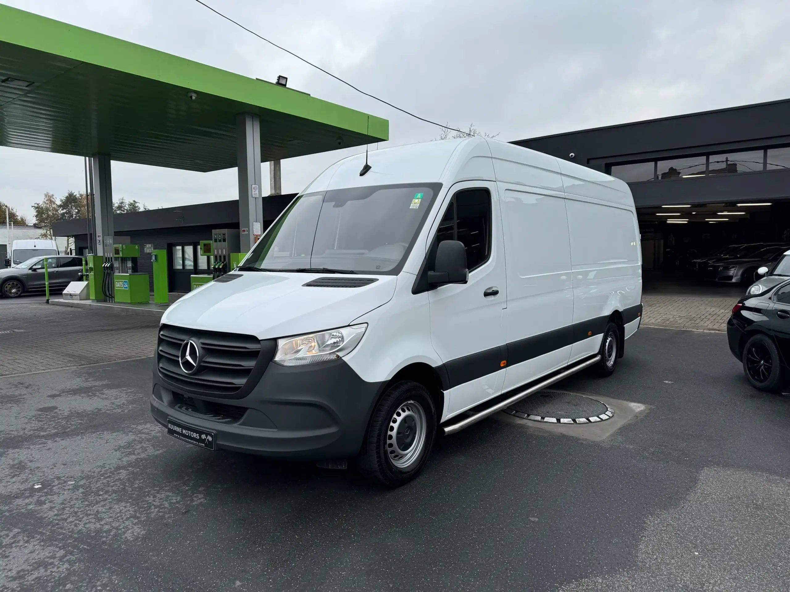 Mercedes-Benz - Sprinter