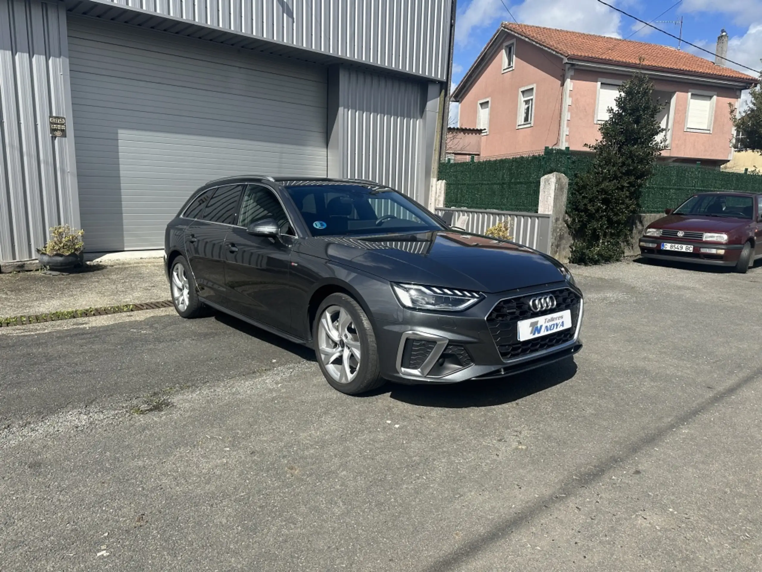 Audi - A4