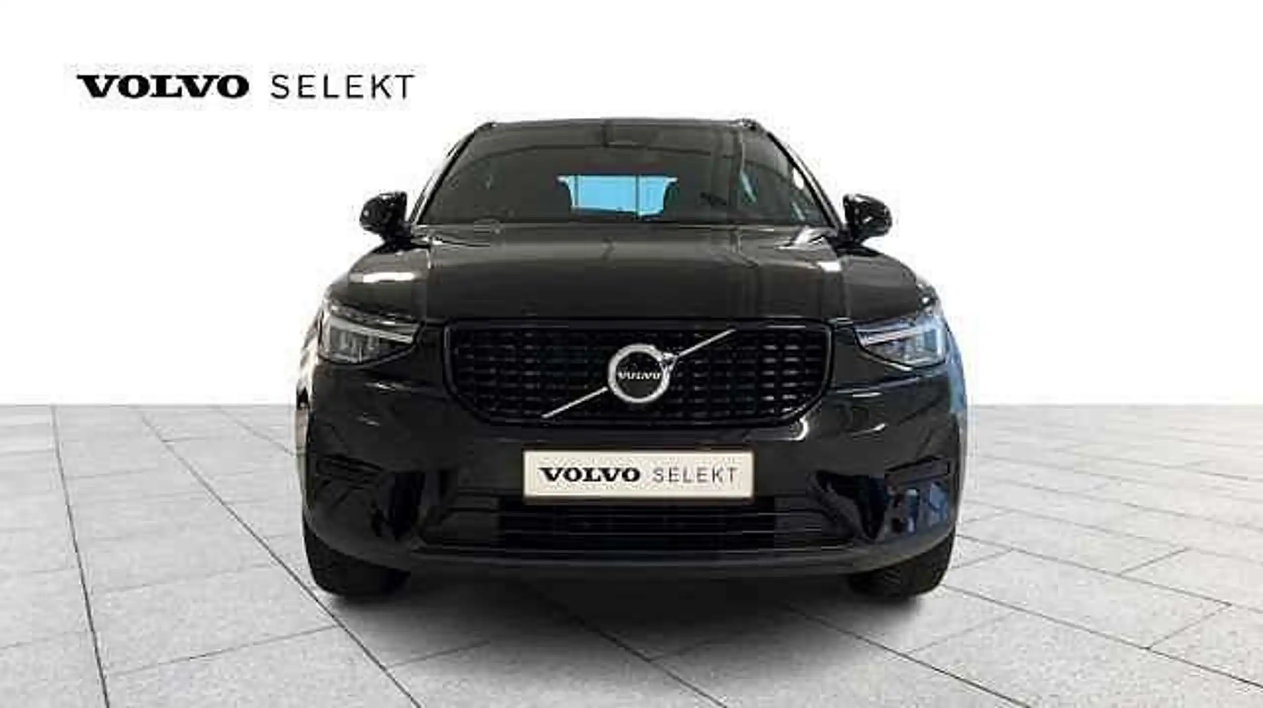 Volvo - XC40