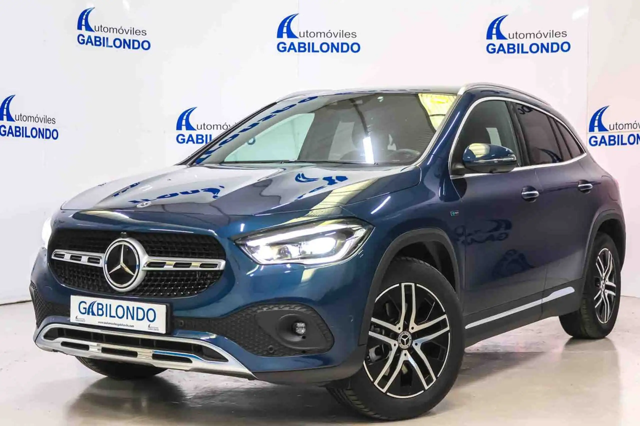 Mercedes-Benz - GLA 250