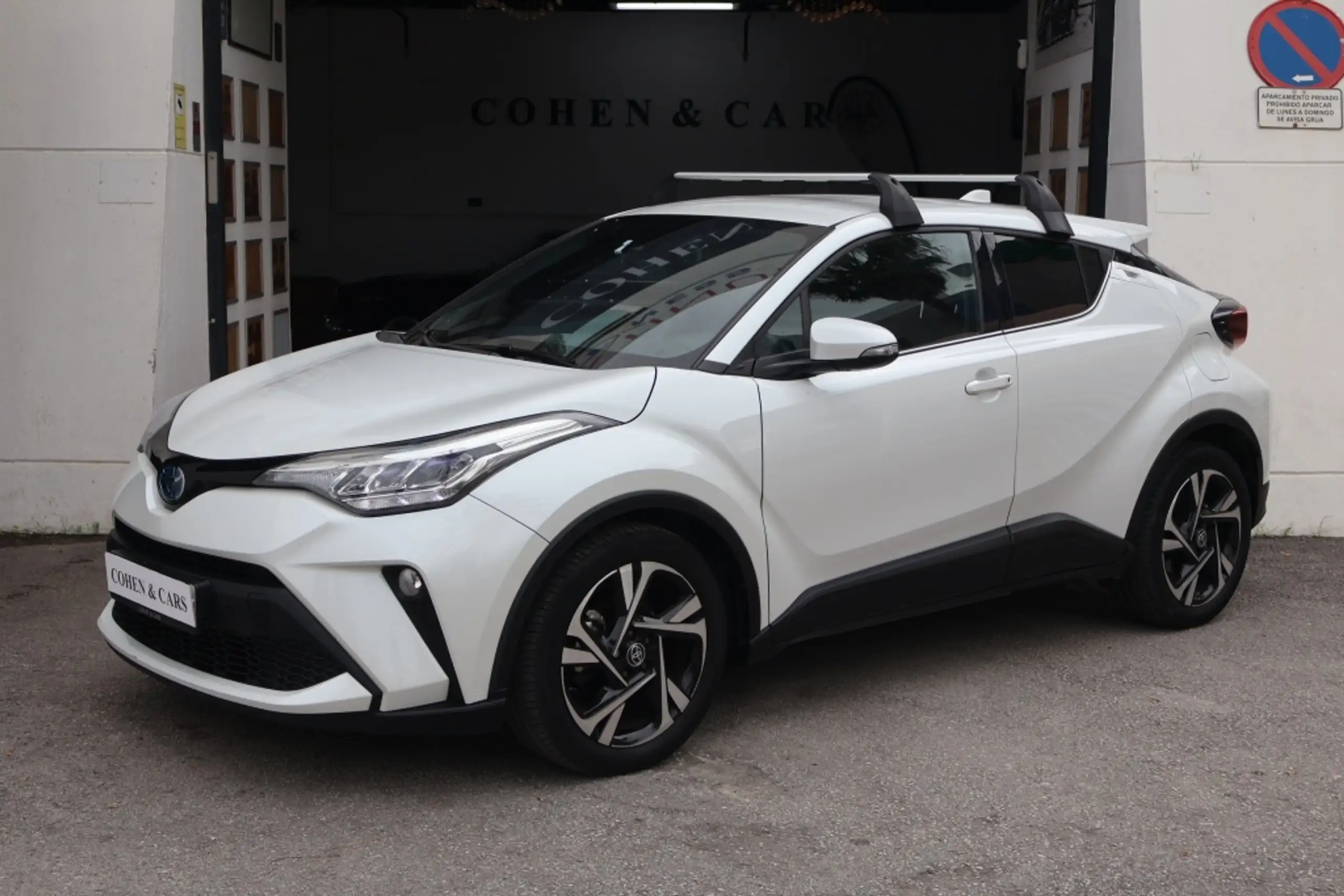 Toyota - C-HR