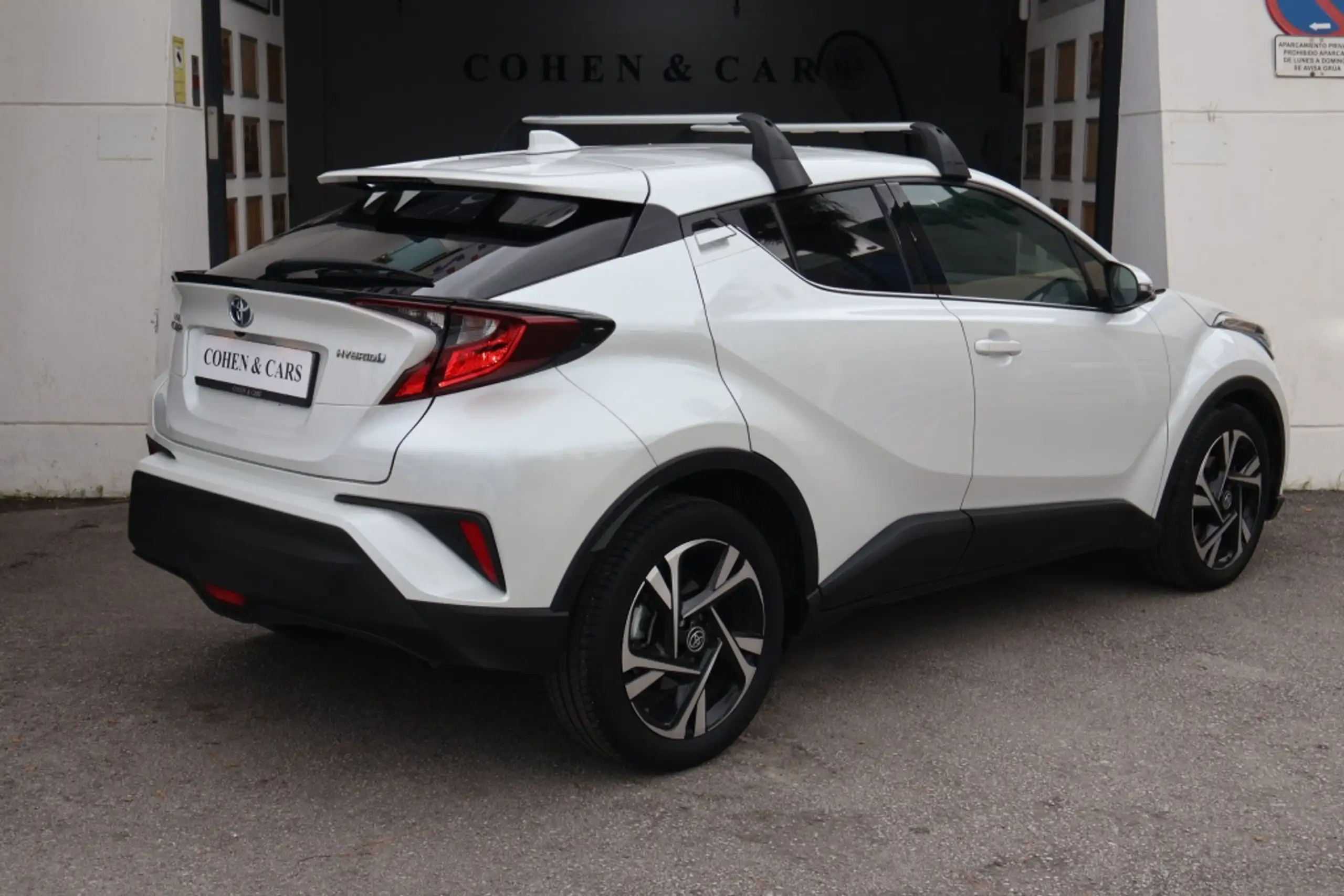 Toyota - C-HR