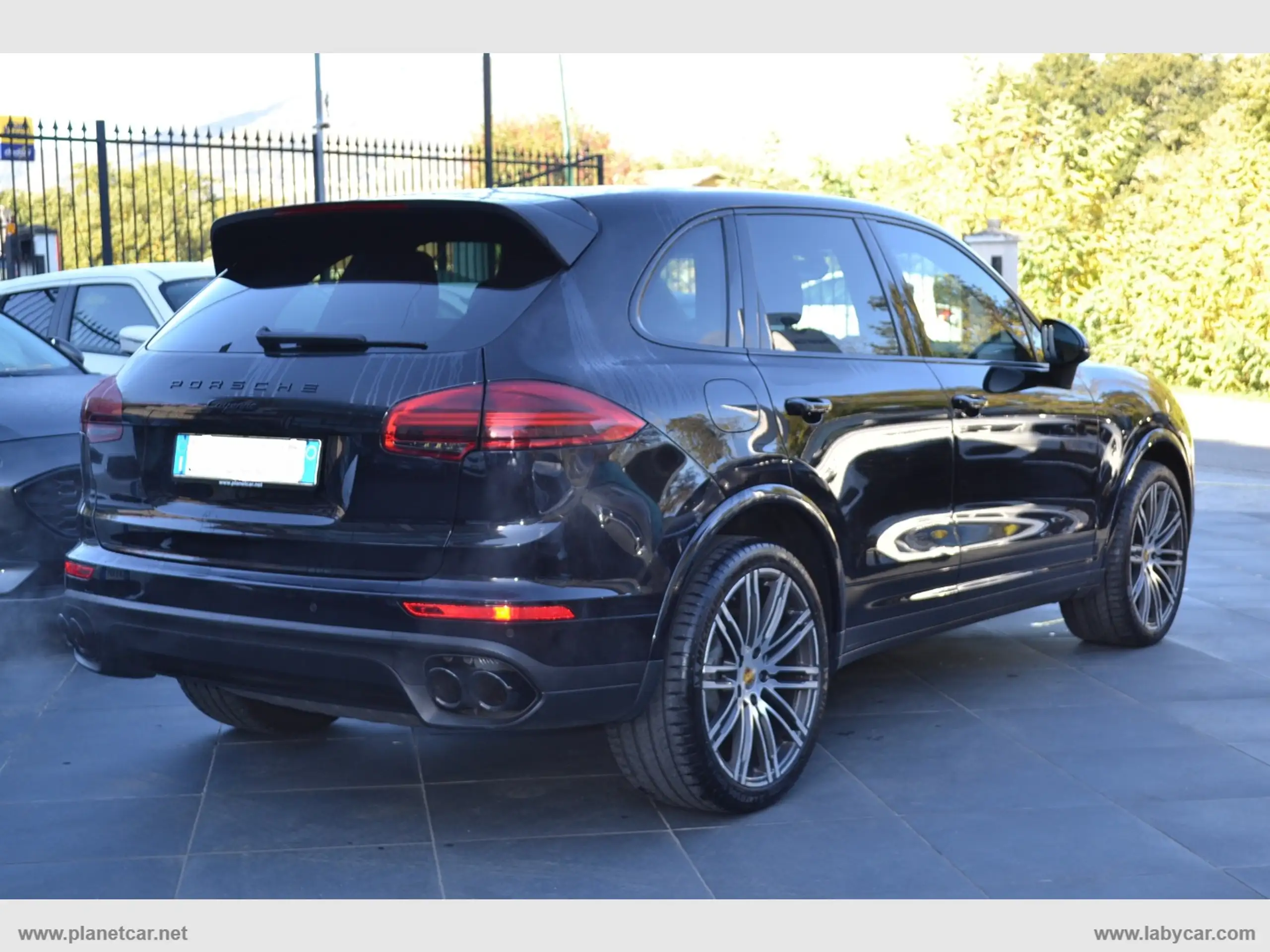 Porsche - Cayenne