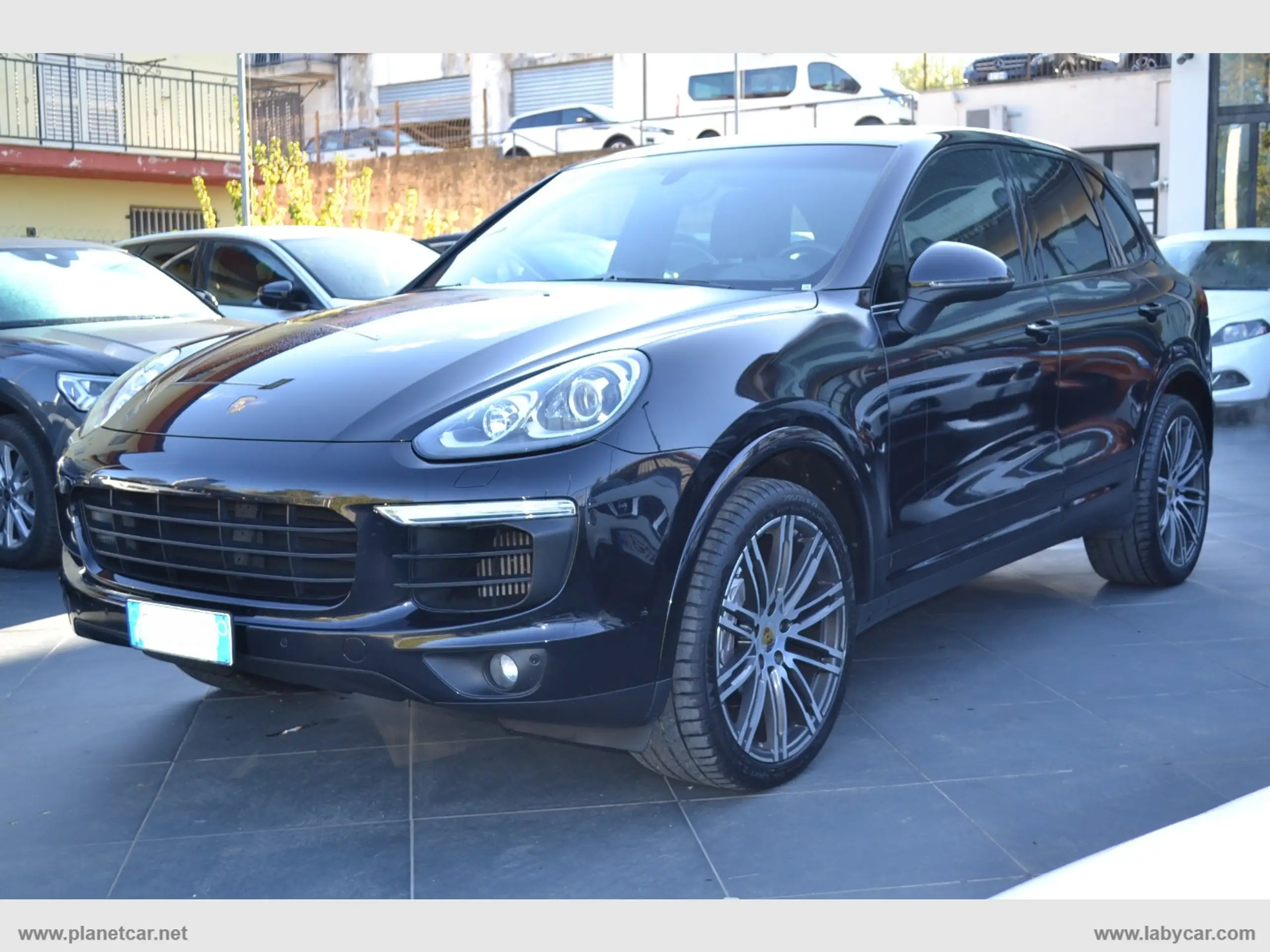 Porsche - Cayenne